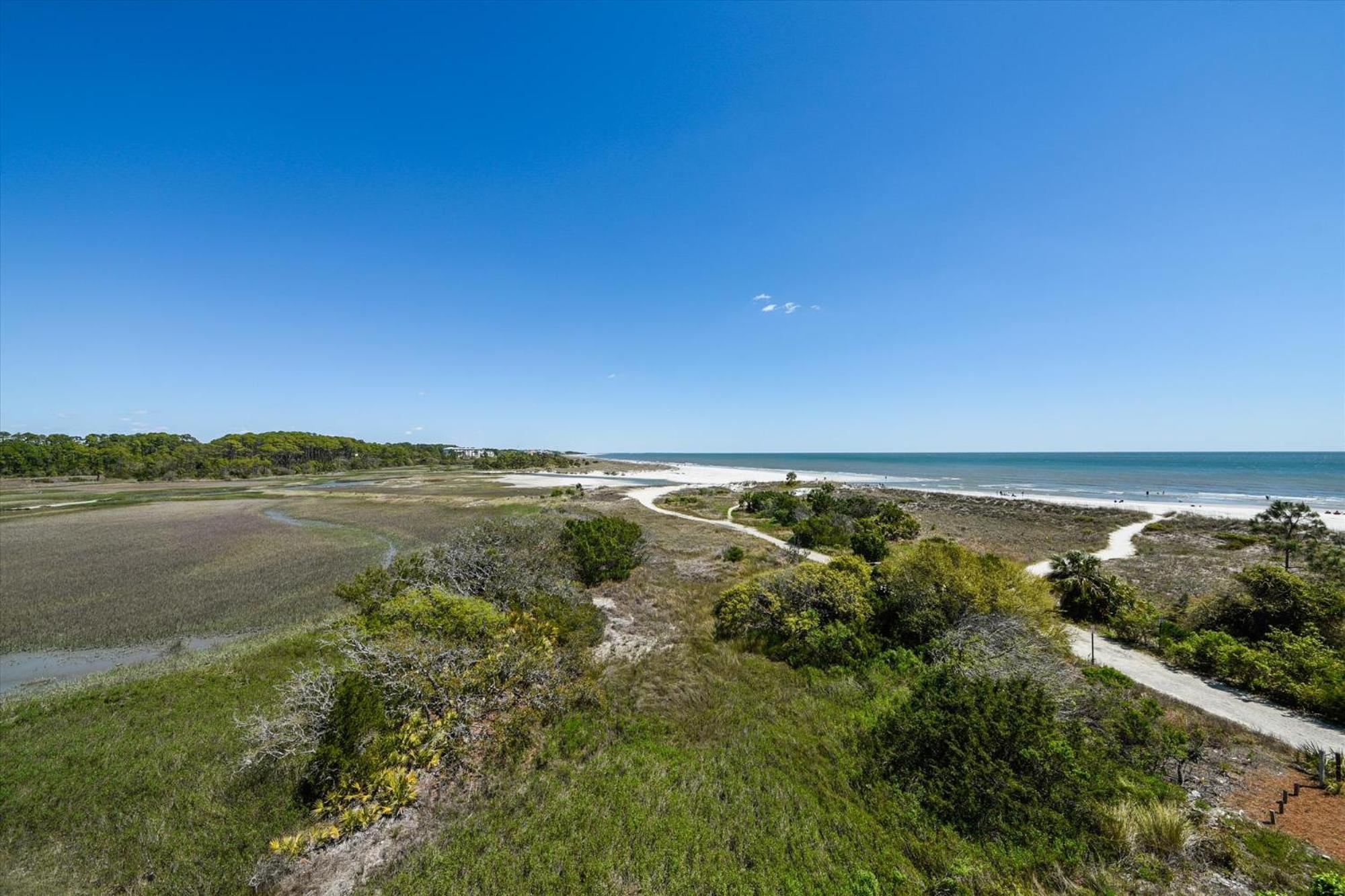 4 Collier Court- Oceanview, Private Pool, Elevator, Pet Friendly, Free Activities Included Holiday home
