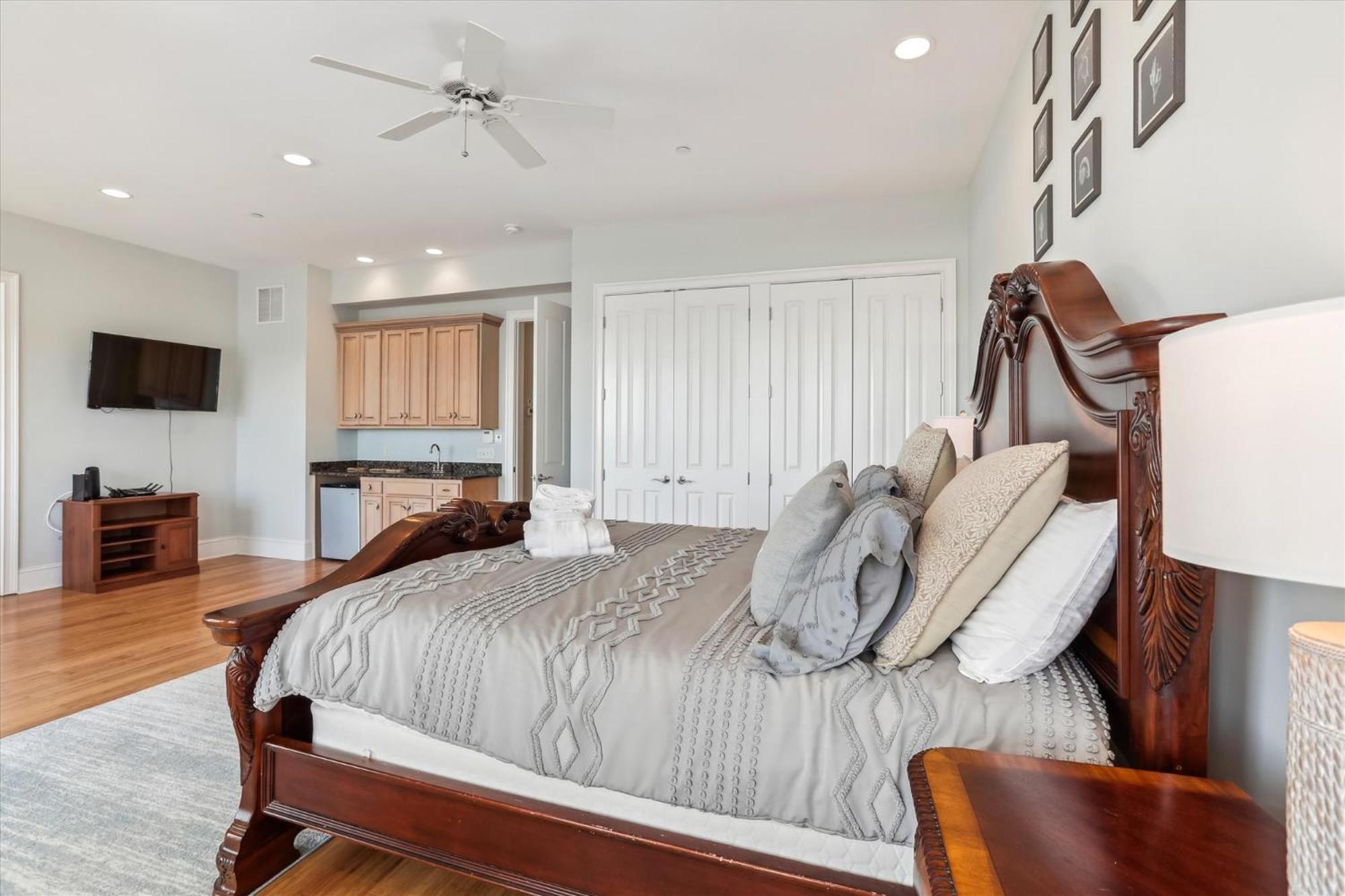4 Collier Court- Oceanview, Private Pool, Elevator, Pet Friendly, Free Activities Included Hilton Head Island