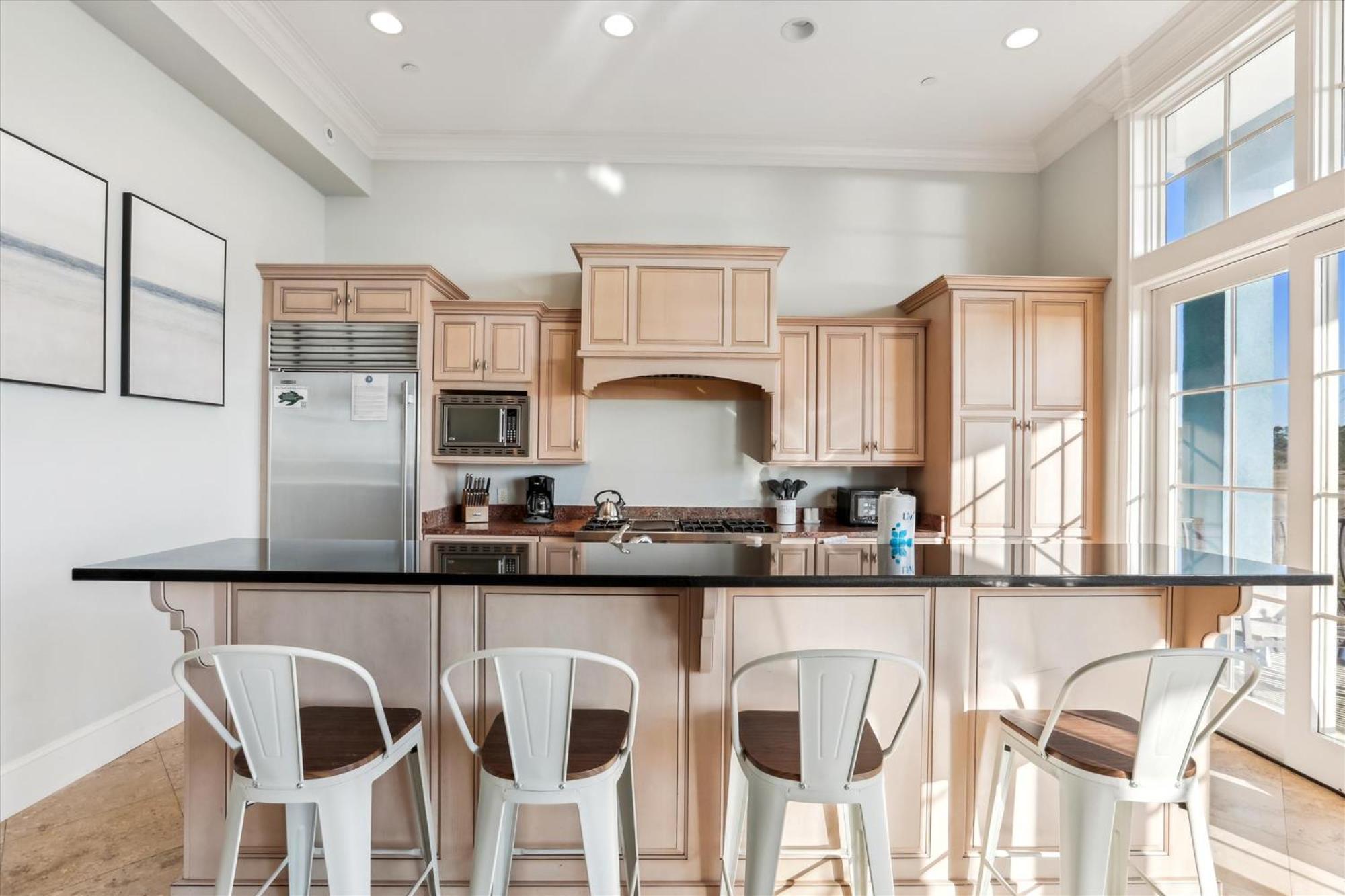 4 Collier Court- Oceanview, Private Pool, Elevator, Pet Friendly, Free Activities Included Holiday home *