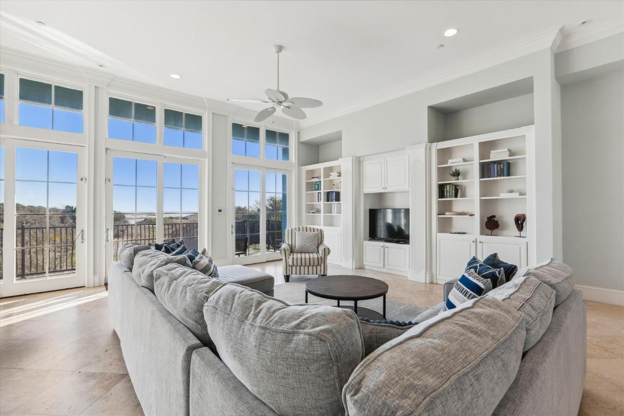 Holiday home 4 Collier Court- Oceanview, Private Pool, Elevator, Pet Friendly, Free Activities Included Hilton Head Island