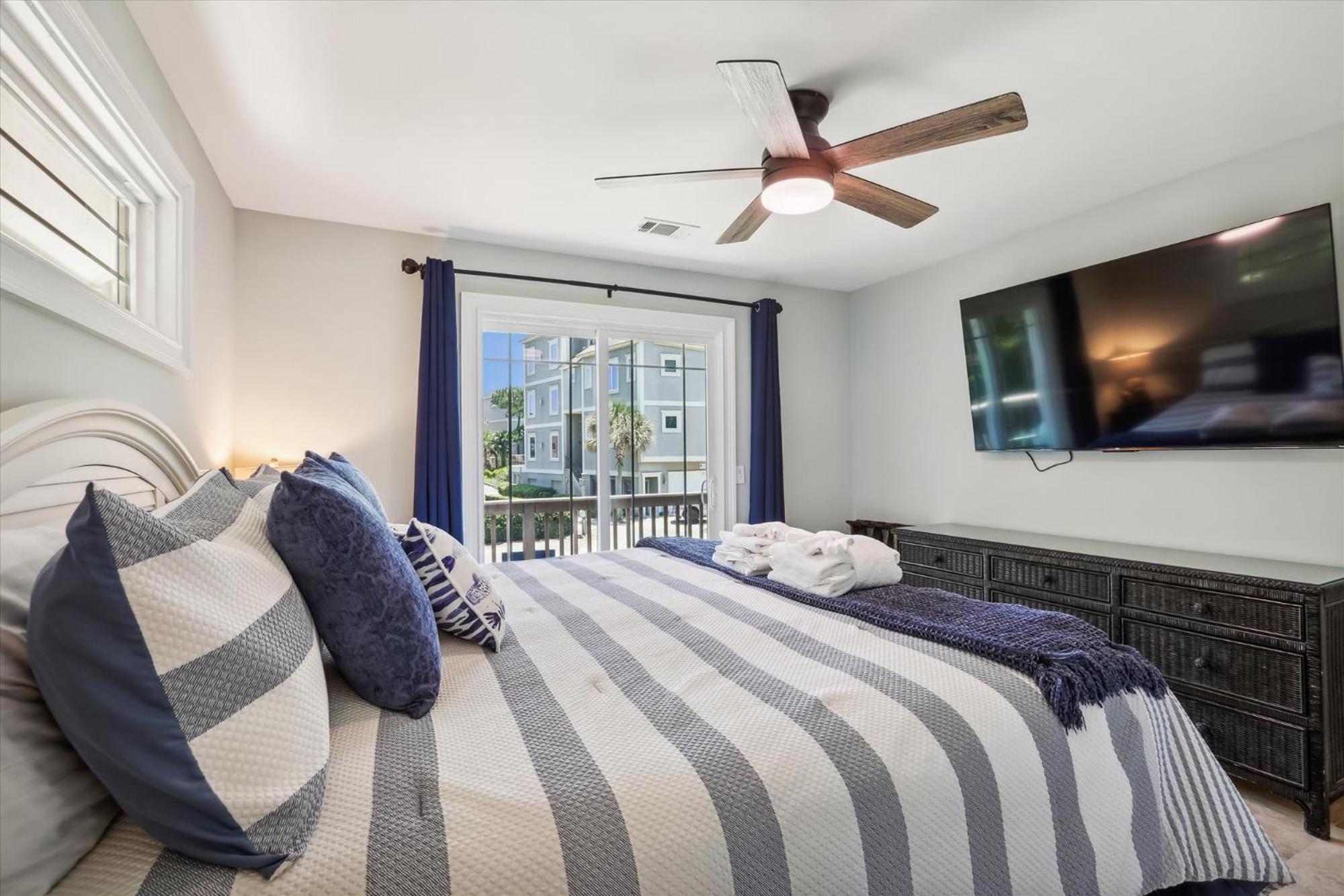 37 Bradley Circle- Private Pool, Short Walk To Beach, Great Location, Free Activities Included Holiday home *