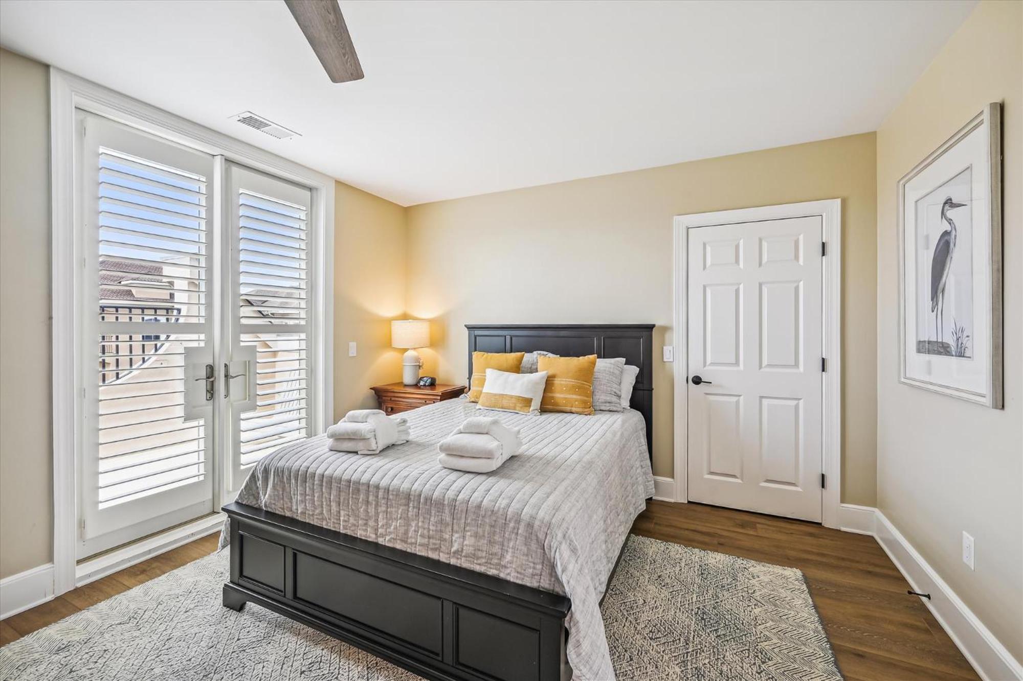 Holiday home 4 Collier Rd- Oceanfront, Private Pool, Elevator, Free Activities Included