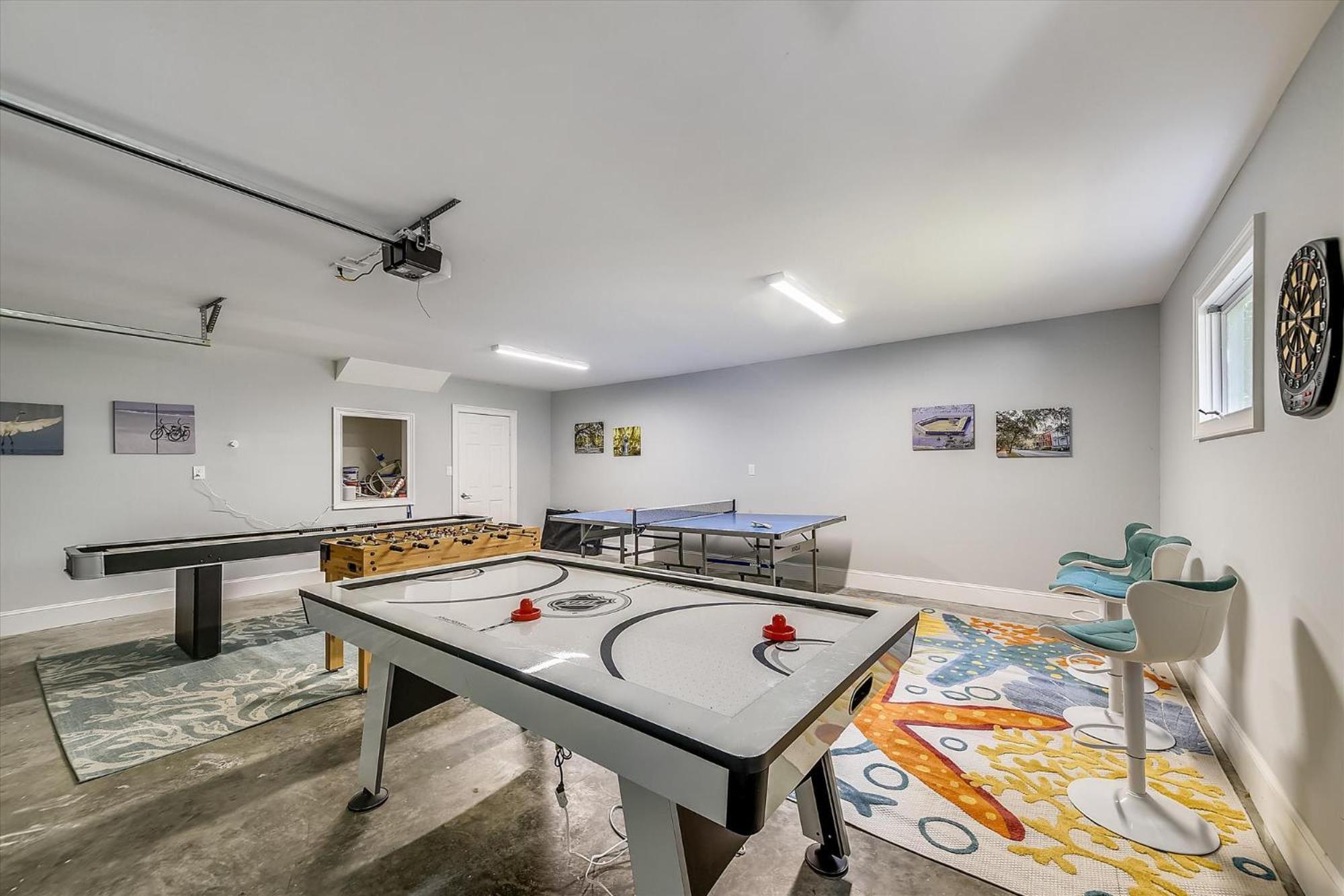 35 Full Sweep- Ideal Layout, Pool, Lagoon View, Game Room, Free Activities Included Hilton Head Island