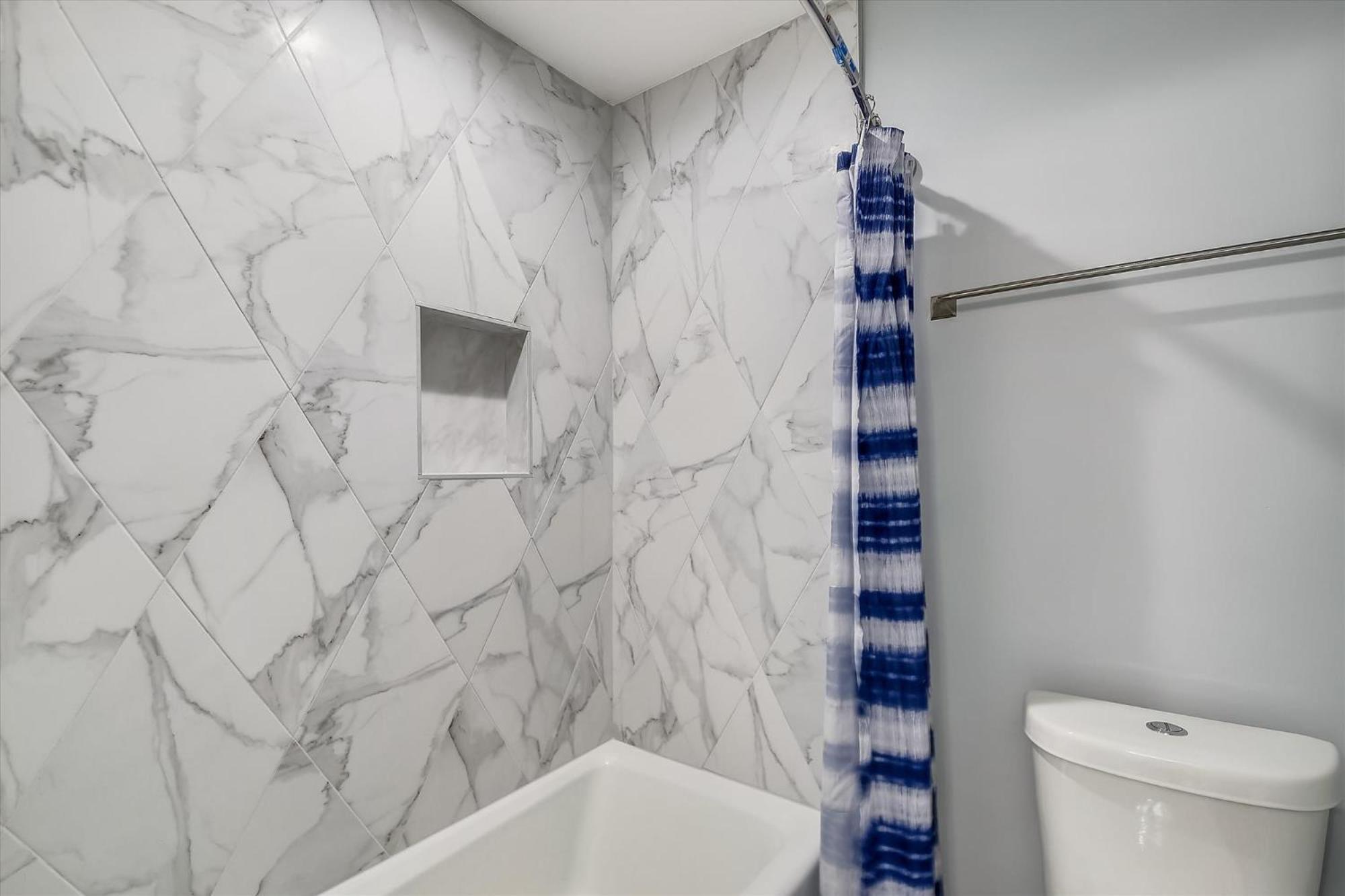 35 Full Sweep- Ideal Layout, Pool, Lagoon View, Game Room, Free Activities Included Holiday home *