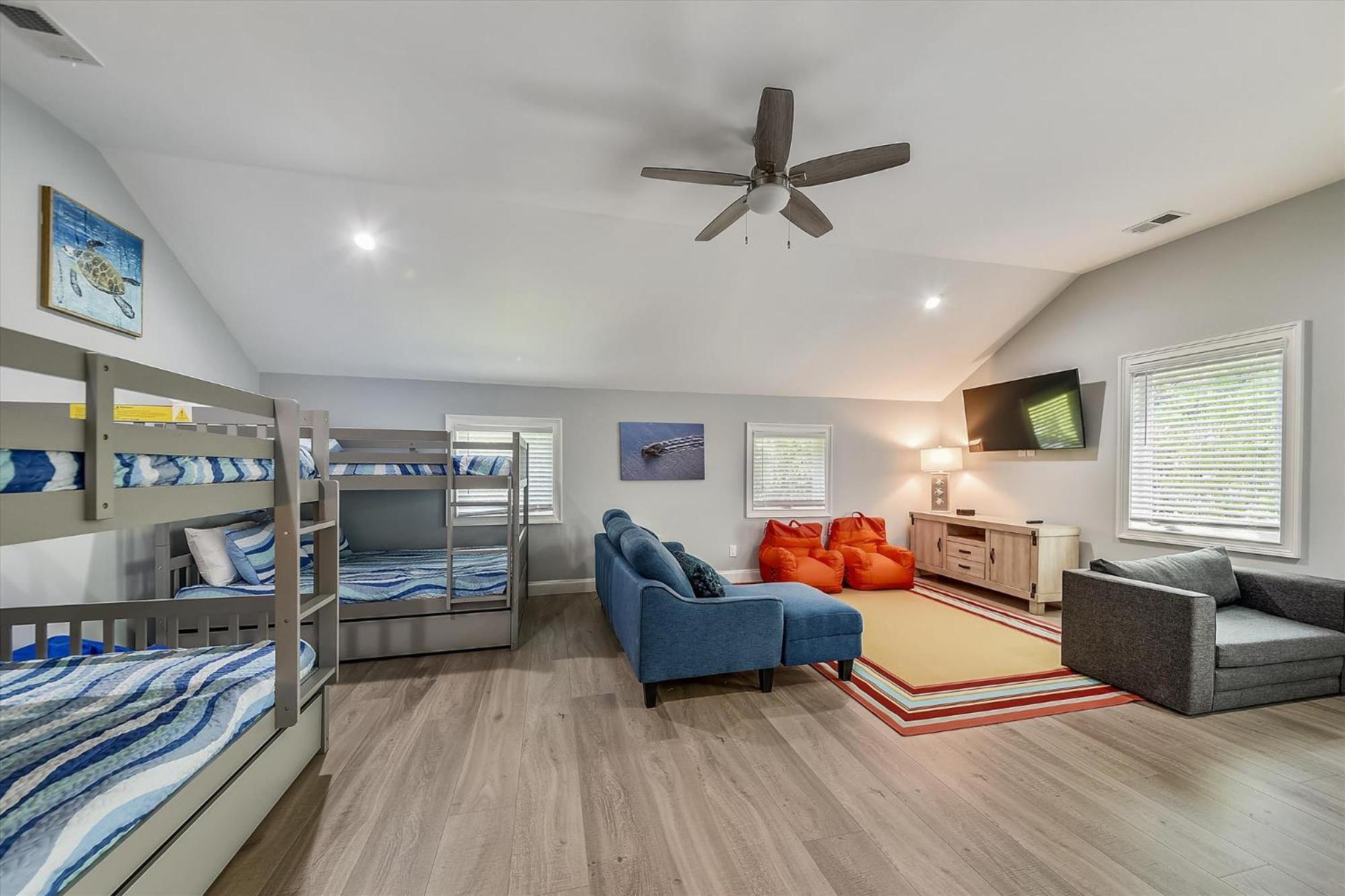 Holiday home 35 Full Sweep- Ideal Layout, Pool, Lagoon View, Game Room, Free Activities Included