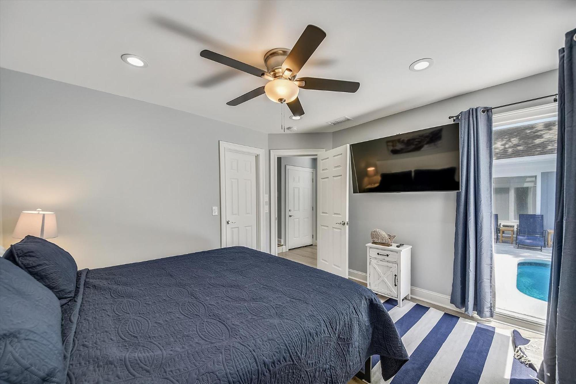 35 Full Sweep- Ideal Layout, Pool, Lagoon View, Game Room, Free Activities Included *