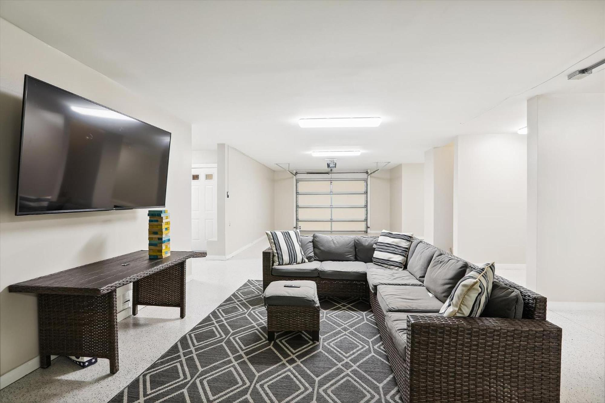 3 Surfwatch Way- Private Pool & Hot Tub, Short Walk To Beach, Free Activities Included * Hilton Head Island