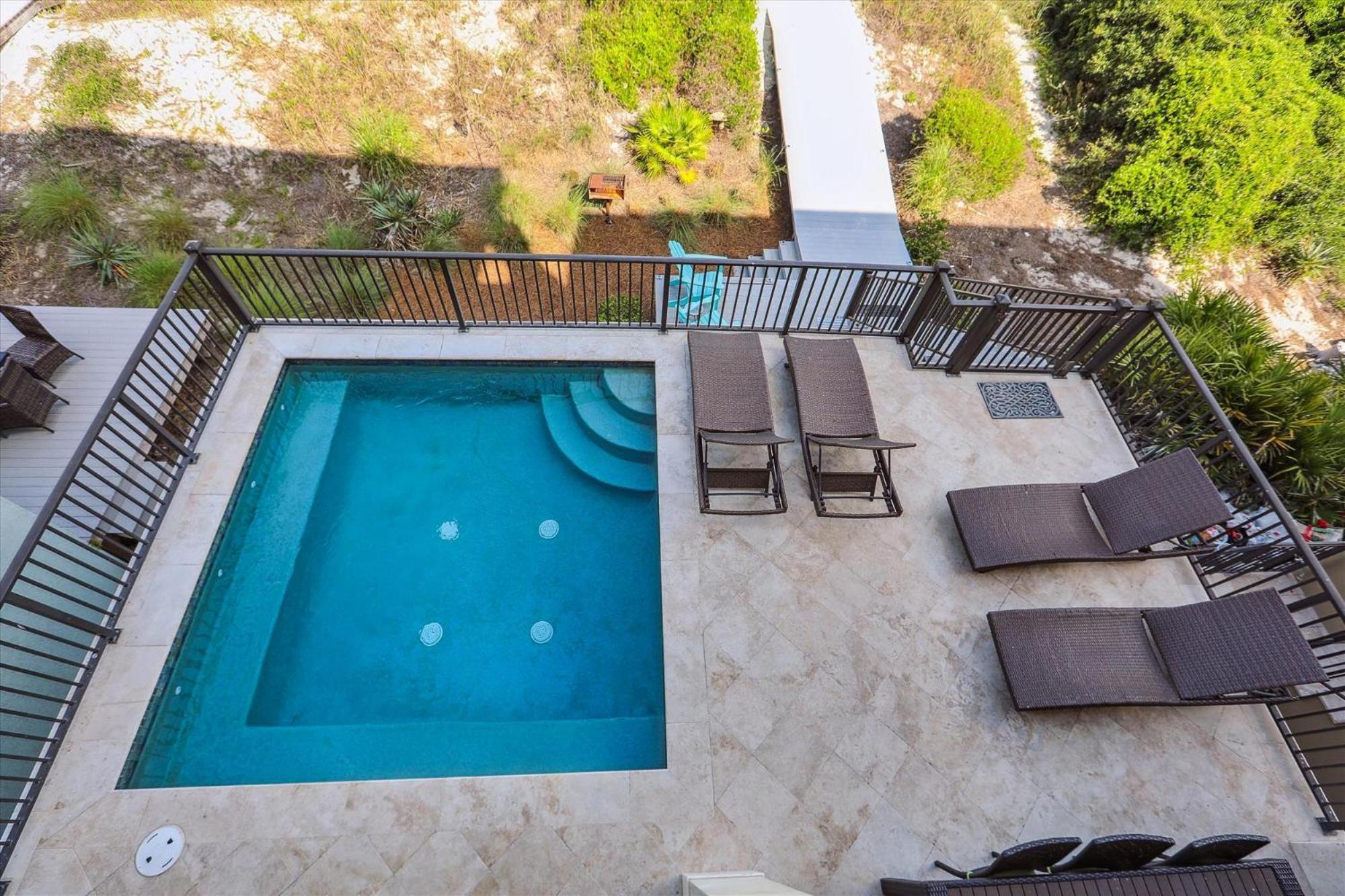 21 Singleton Beach- Oceanfront, Pool, Private Access! Free Activities Included Hilton Head Island