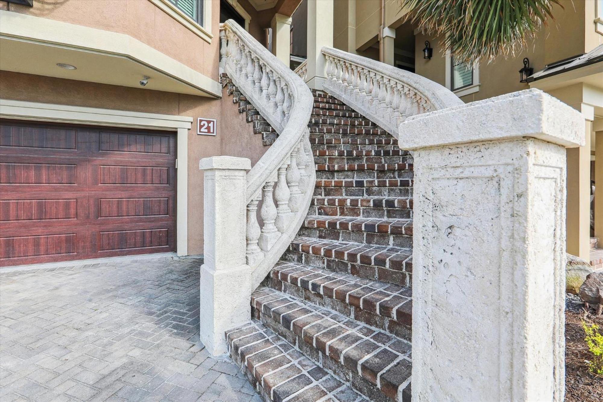 21 Singleton Beach- Oceanfront, Pool, Private Access! Free Activities Included Holiday home Hilton Head Island