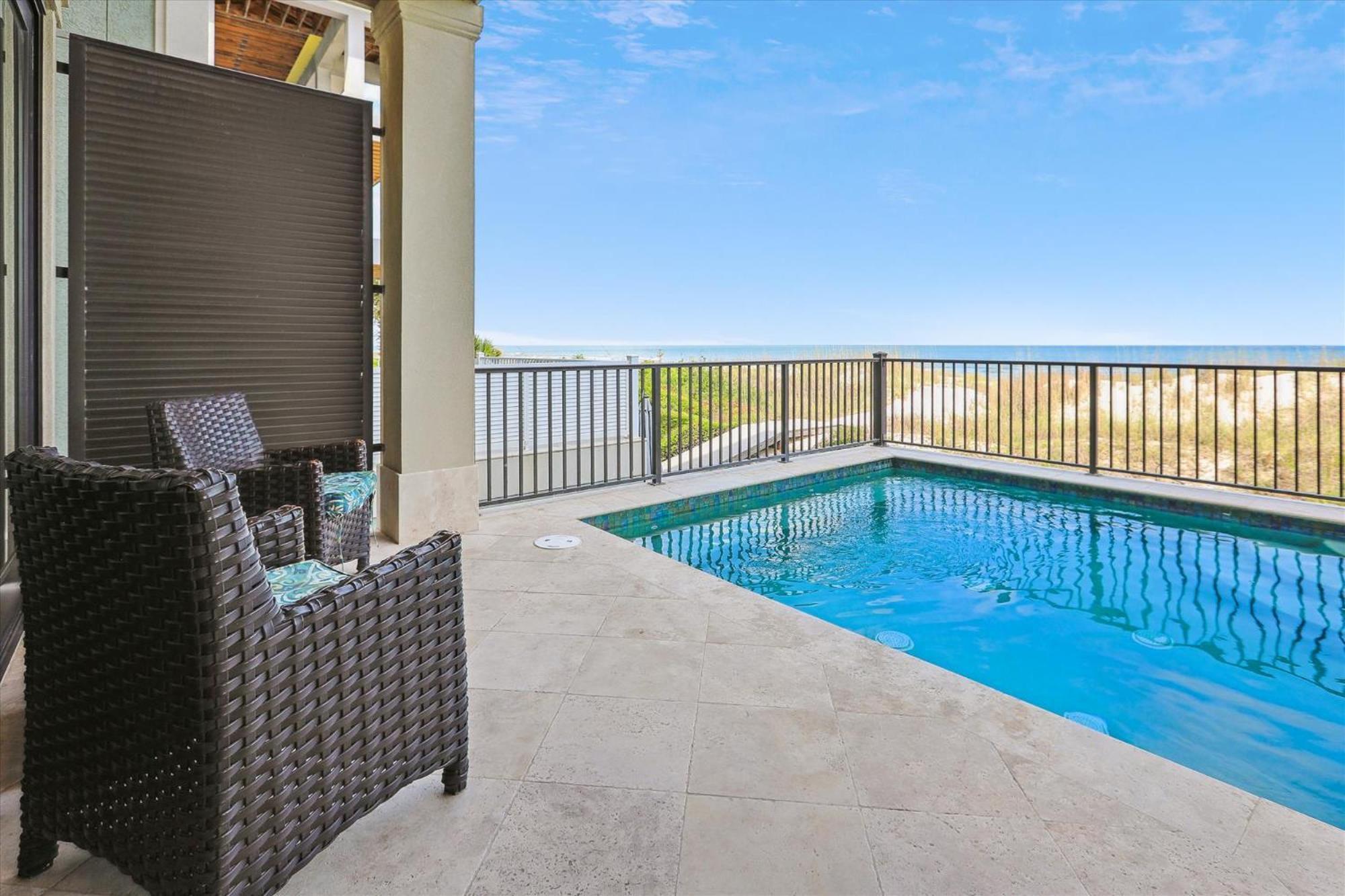 Holiday home 21 Singleton Beach- Oceanfront, Pool, Private Access! Free Activities Included
