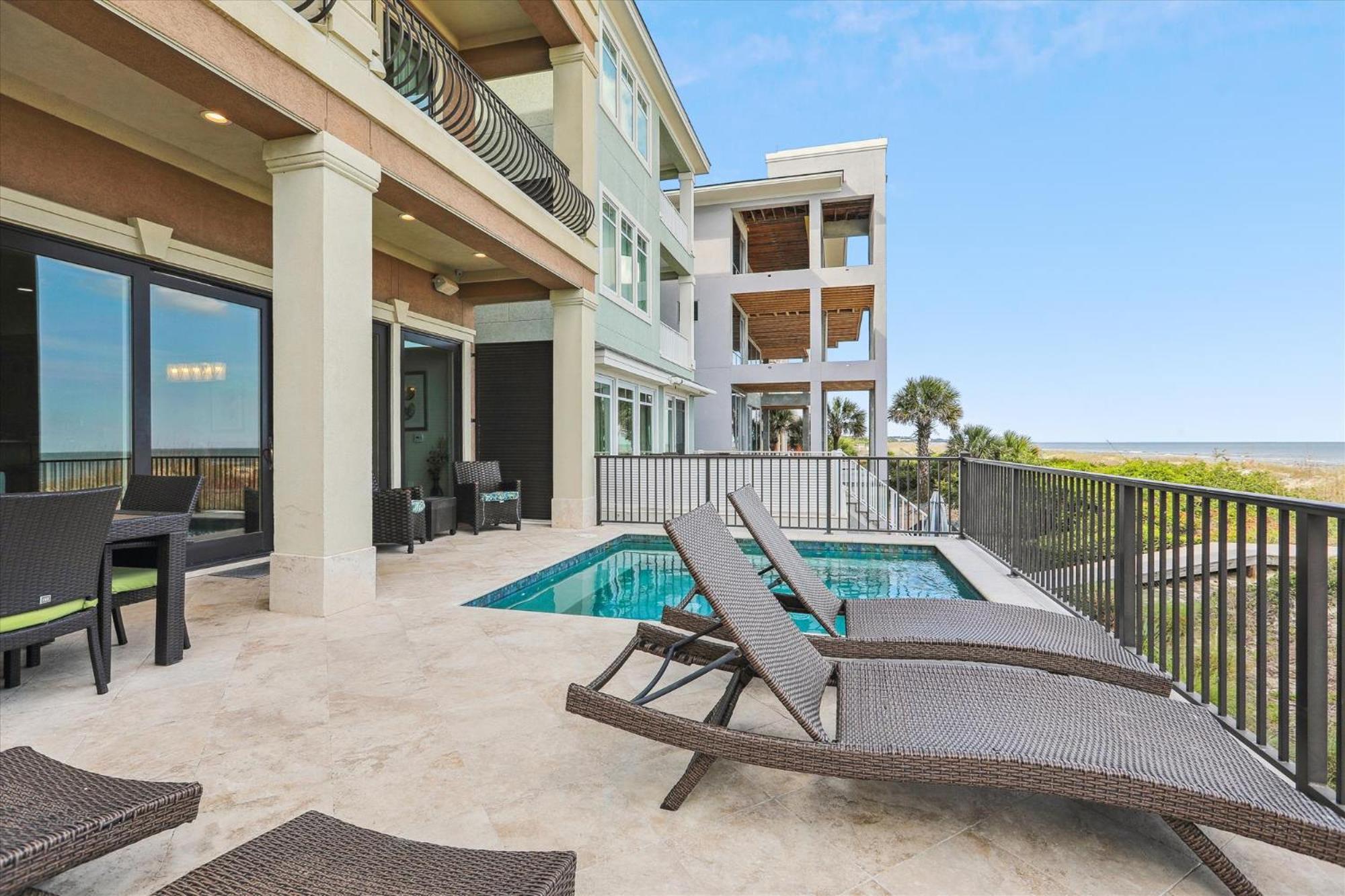 Holiday home 21 Singleton Beach- Oceanfront, Pool, Private Access! Free Activities Included Hilton Head Island