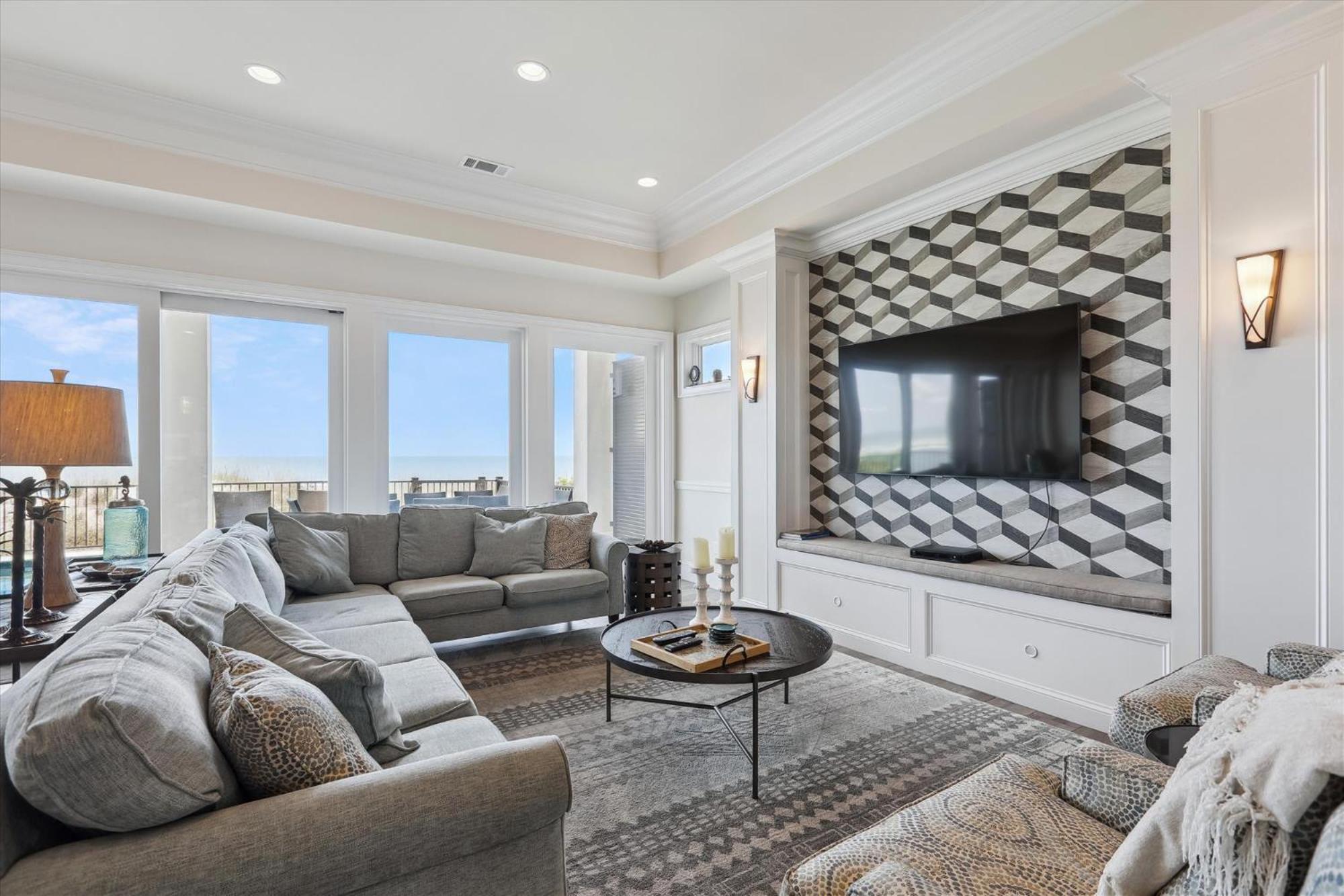 Holiday home 21 Singleton Beach- Oceanfront, Pool, Private Access! Free Activities Included *