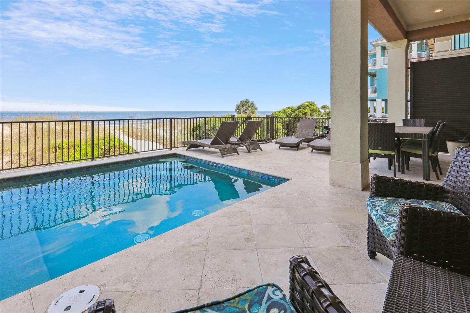 21 Singleton Beach- Oceanfront, Pool, Private Access! Free Activities Included * Hilton Head Island