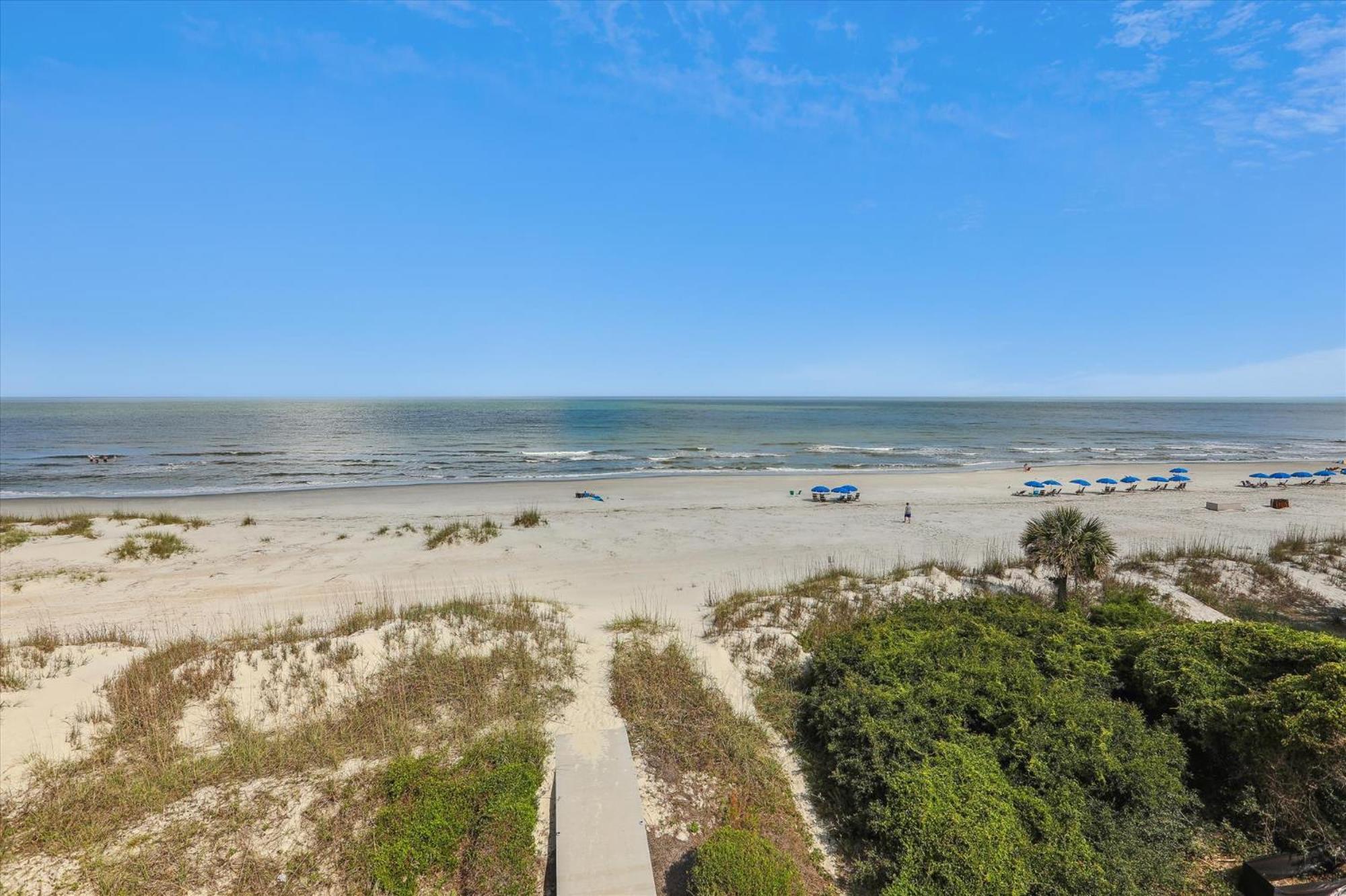 Holiday home 21 Singleton Beach- Oceanfront, Pool, Private Access! Free Activities Included Hilton Head Island