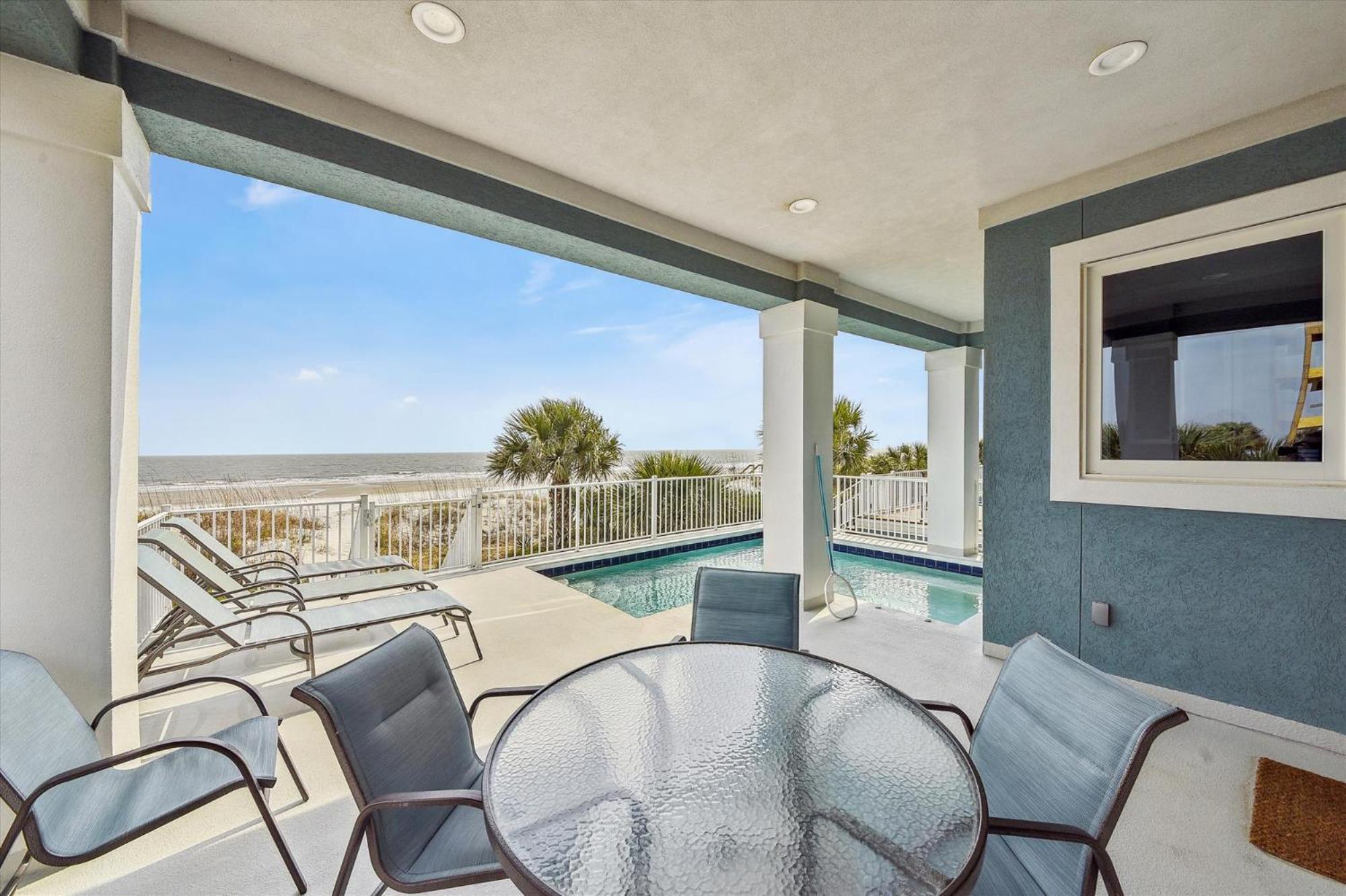27 Singleton Beach- Oceanfront, Private Pool, Pool Table, Free Activities Included *