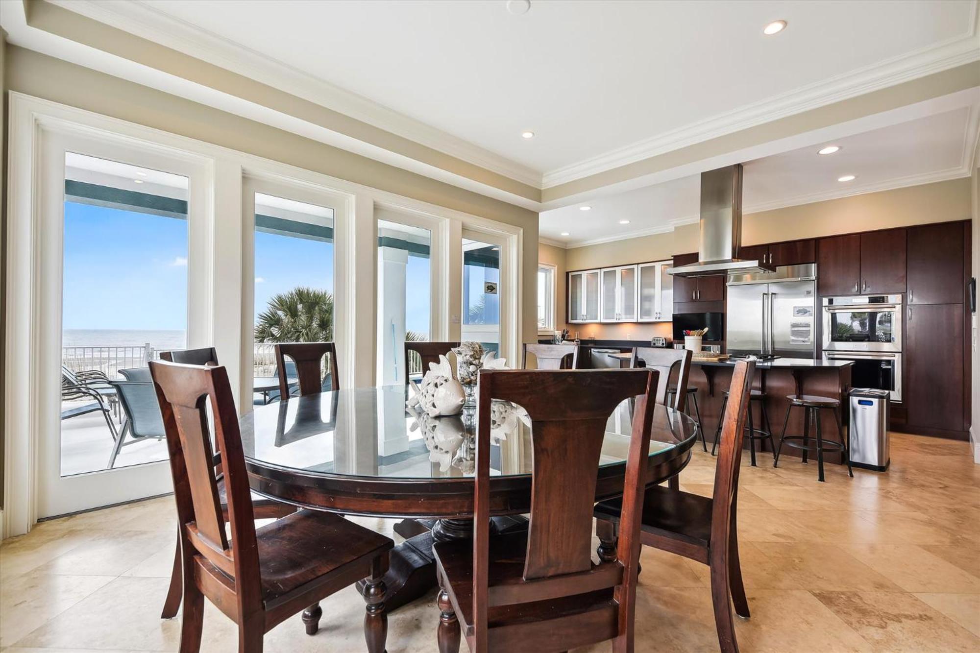 Holiday home 27 Singleton Beach- Oceanfront, Private Pool, Pool Table, Free Activities Included