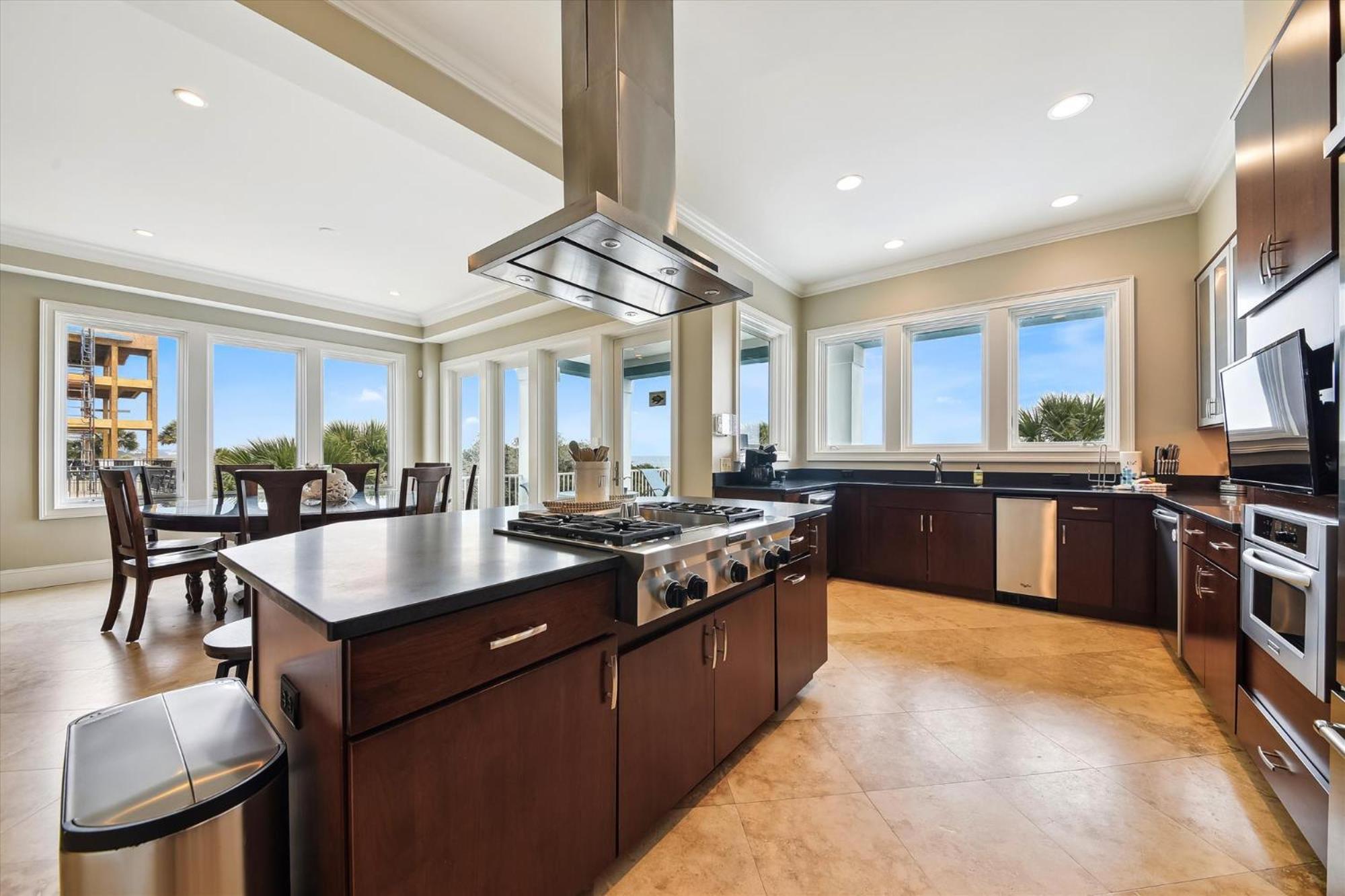 27 Singleton Beach- Oceanfront, Private Pool, Pool Table, Free Activities Included *