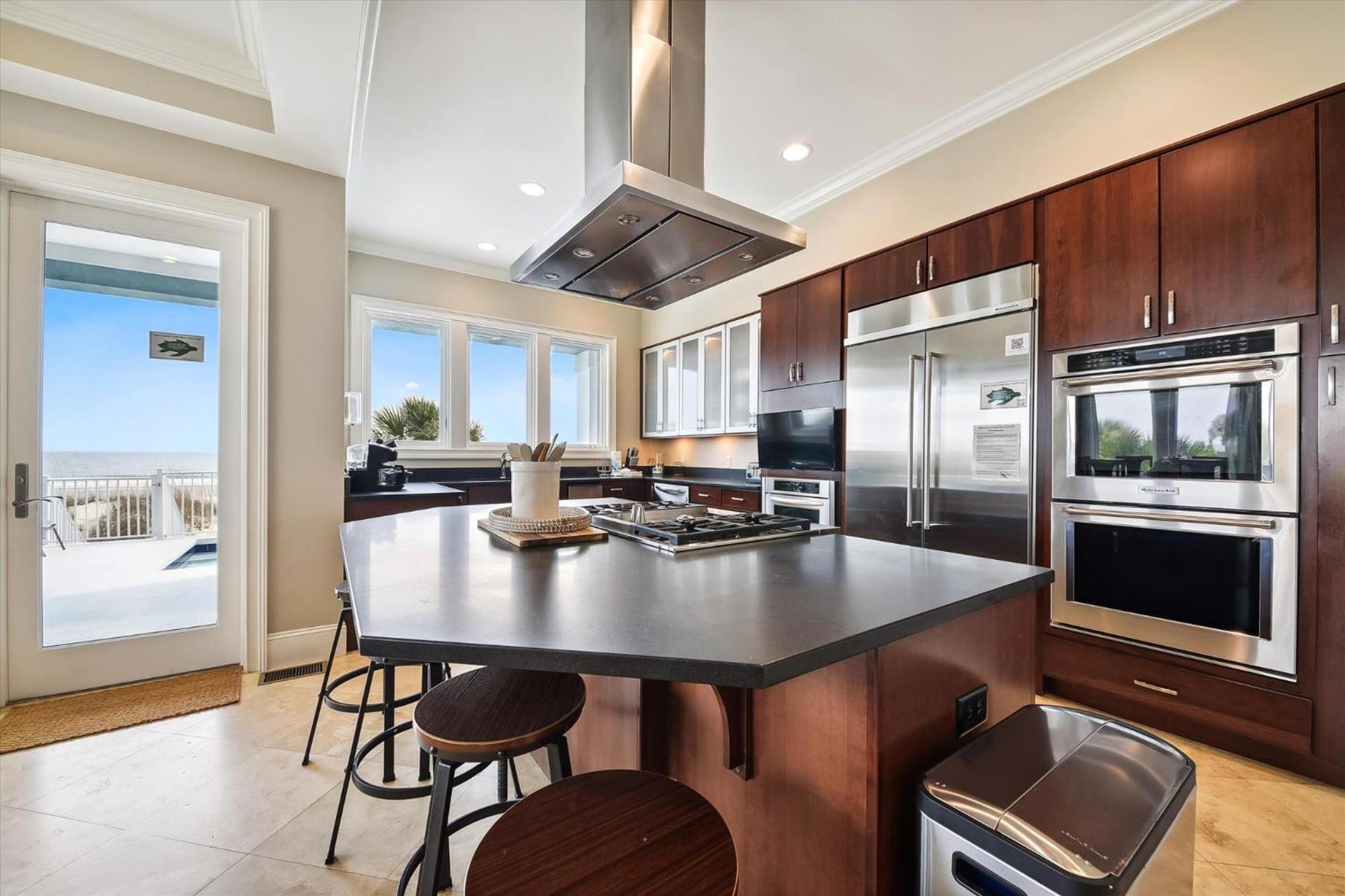 27 Singleton Beach- Oceanfront, Private Pool, Pool Table, Free Activities Included Holiday home