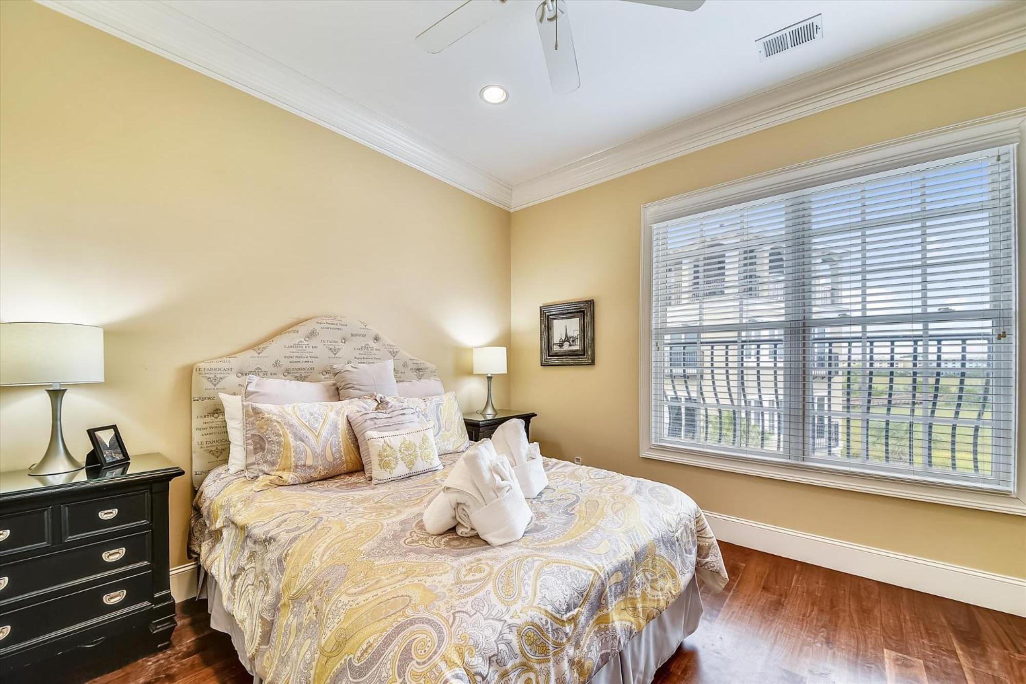 29 Singleton Place- Luxury Oceanfront, Pool, Pool Table, Free Activities Included