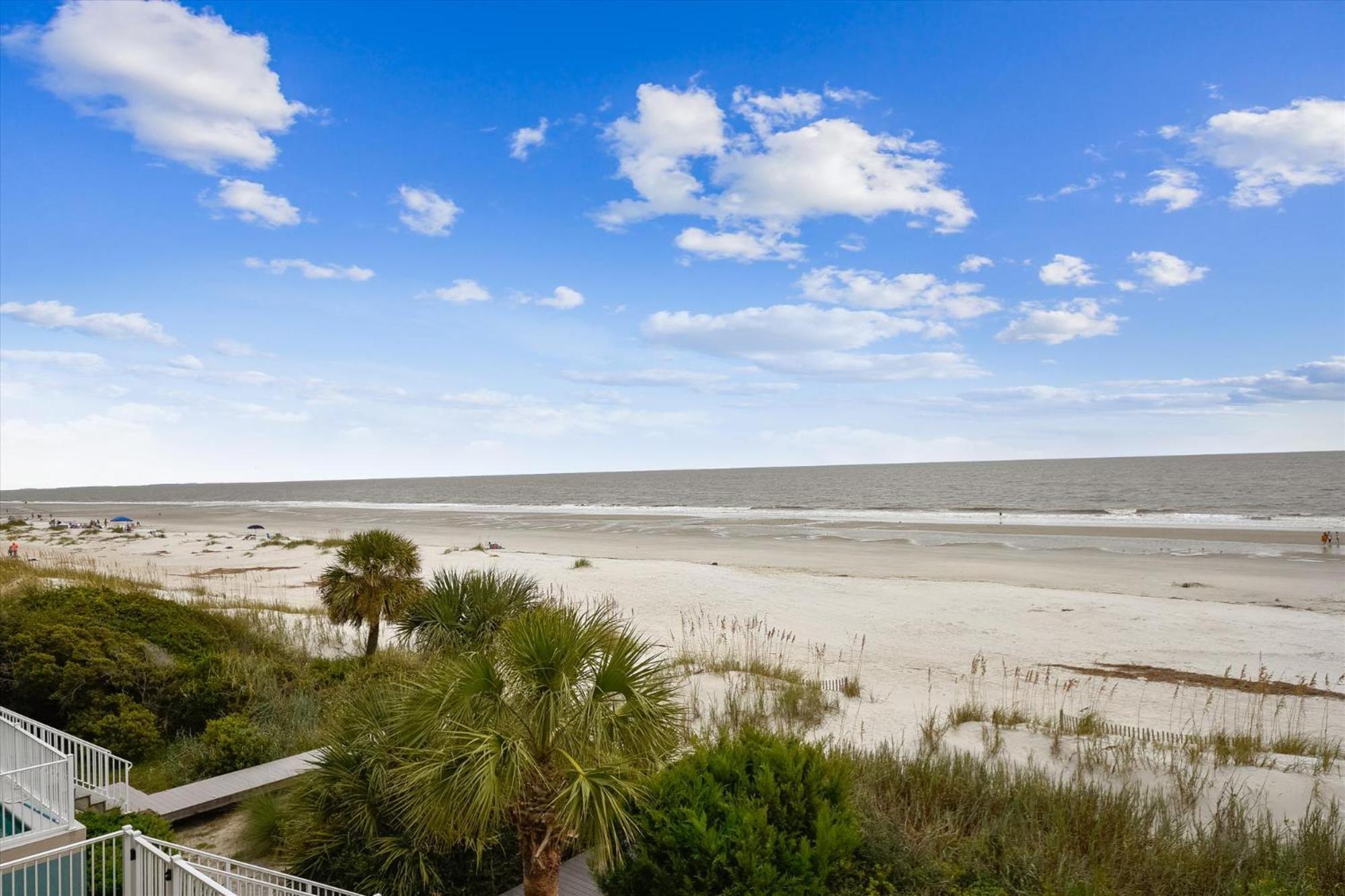 Holiday home 29 Singleton Place- Luxury Oceanfront, Pool, Pool Table, Free Activities Included Hilton Head Island