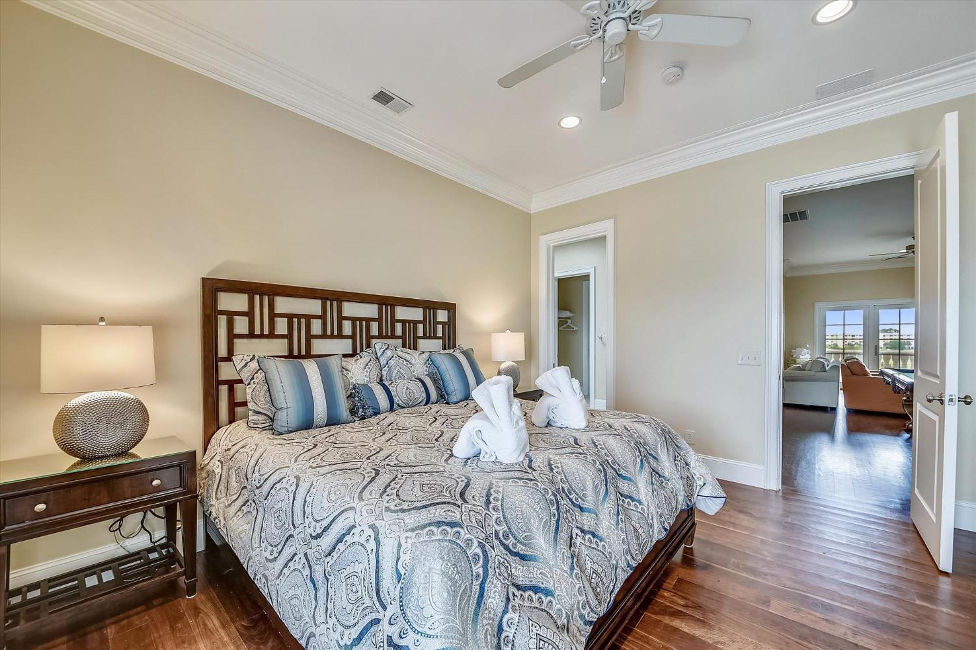 29 Singleton Place- Luxury Oceanfront, Pool, Pool Table, Free Activities Included * Hilton Head Island