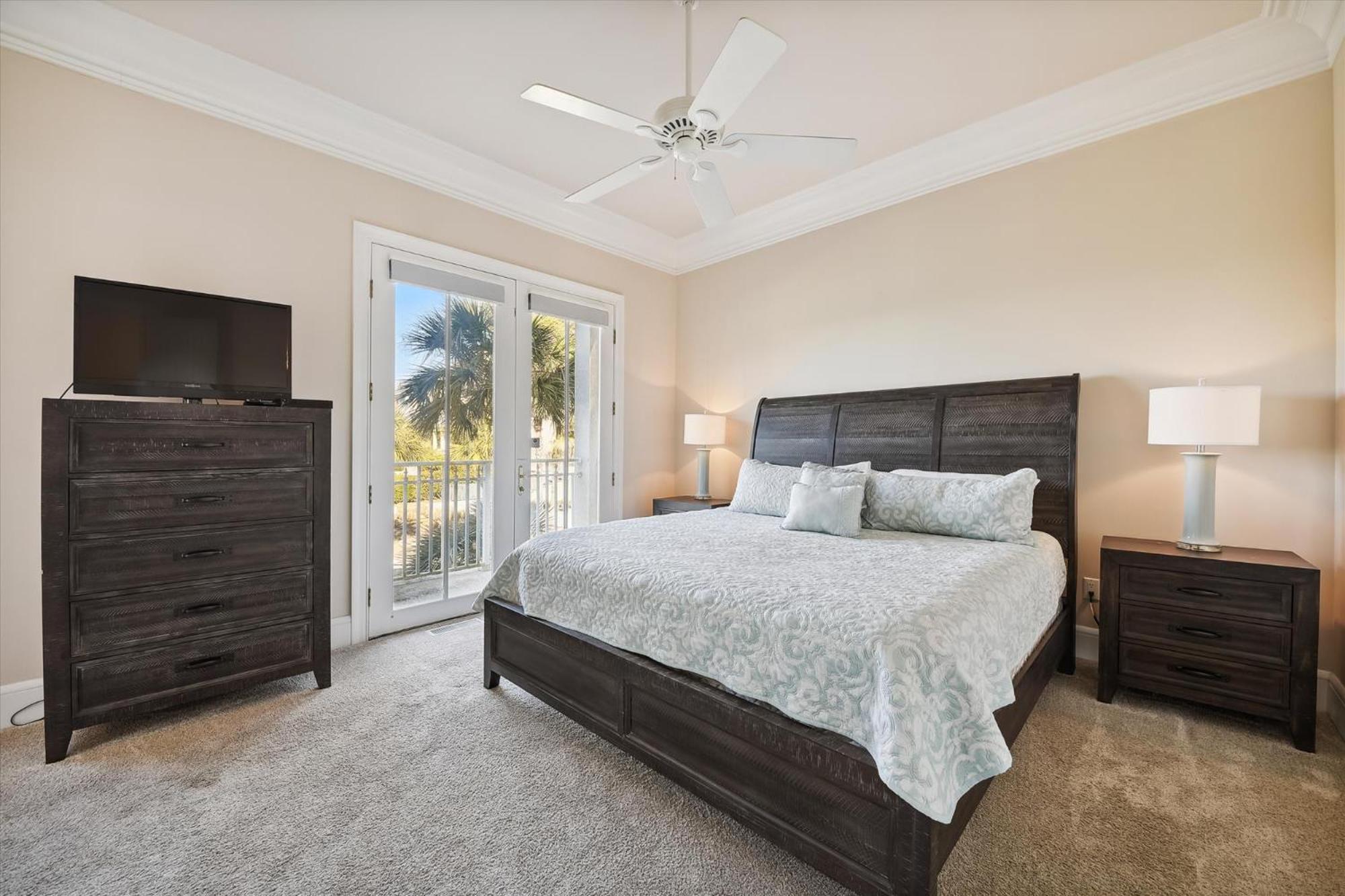 2 Collier Beach- Oceanfront, Dog Friendly , Private Pool, Free Activities Holiday home *