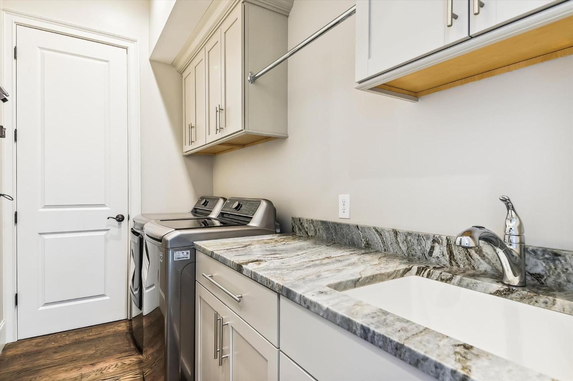 19 Singleton Place- Oceanfront Home, Private Pool, Free Activities Included! *
