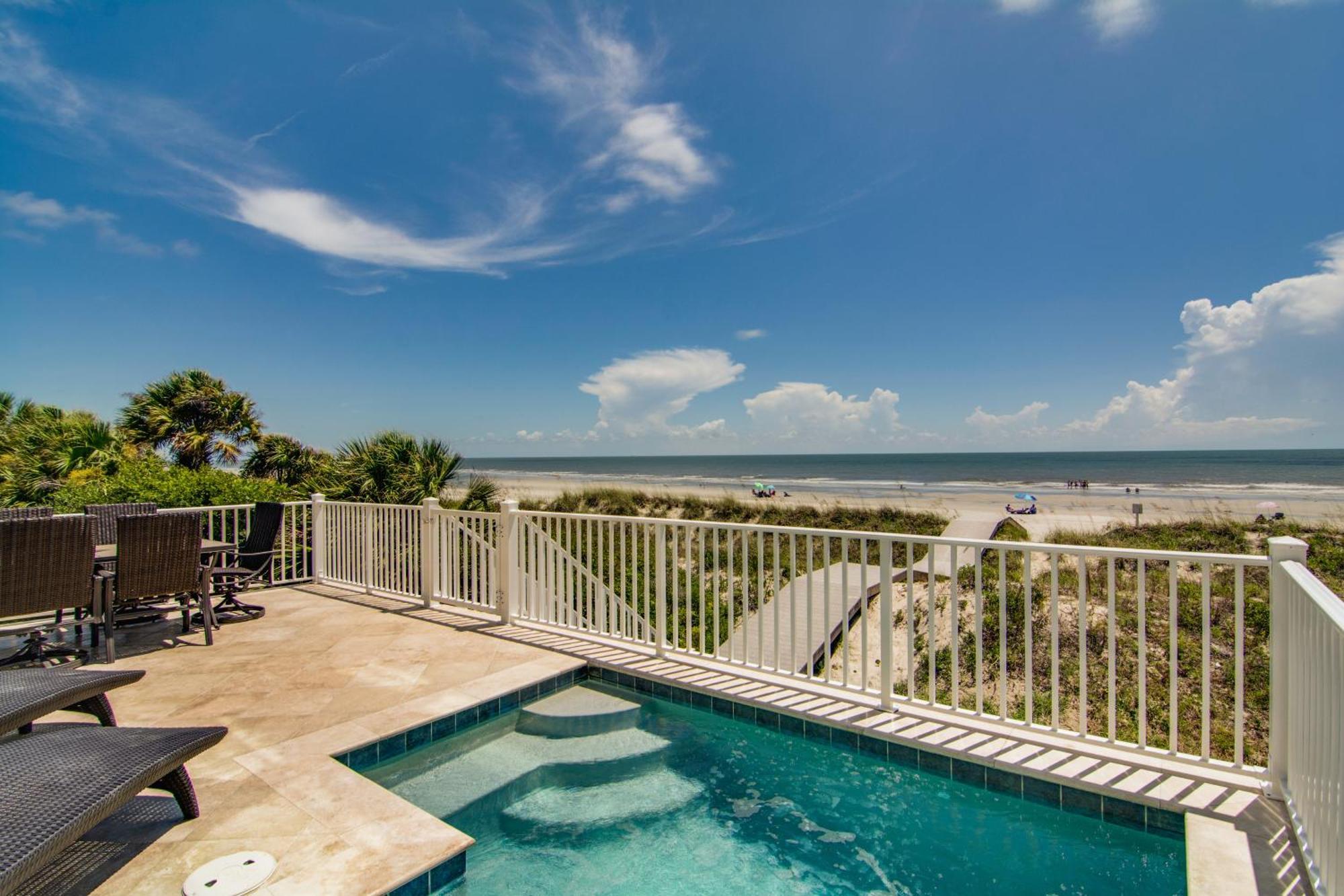 19 Singleton Place- Oceanfront Home, Private Pool, Free Activities Included!