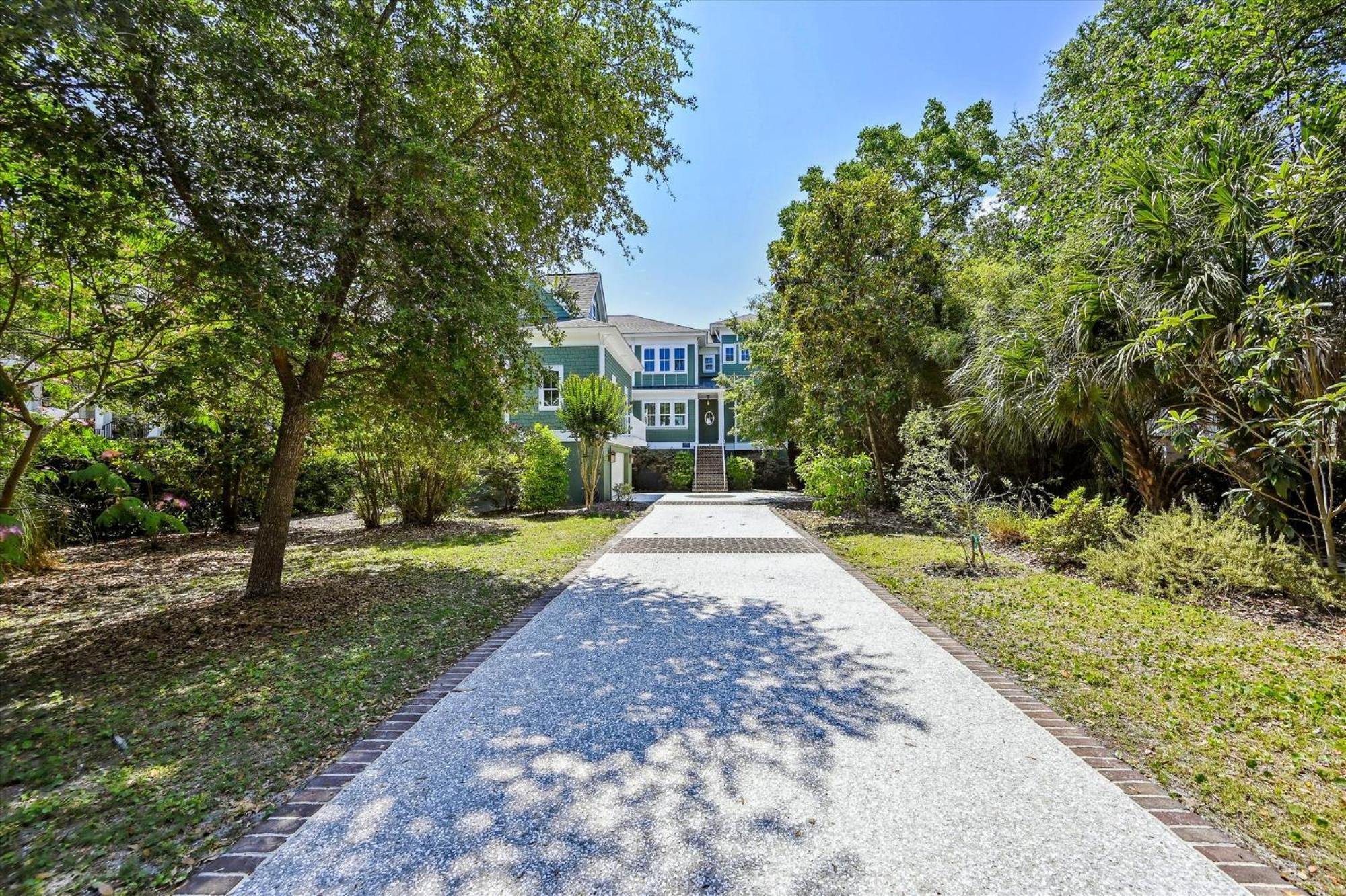 18 Dollar Road- Oceanfront, Large Private Pool, Hot Tub Free Activities Included Holiday home Hilton Head Island