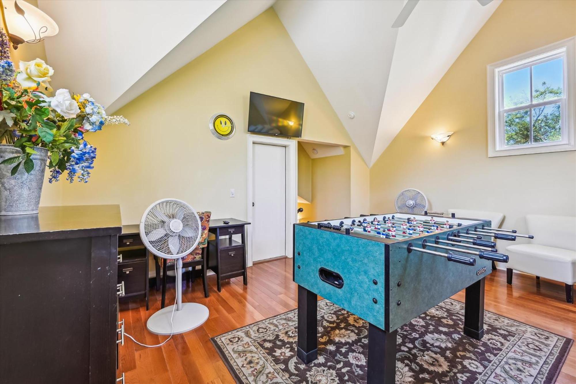 18 Dollar Road- Oceanfront, Large Private Pool, Hot Tub Free Activities Included Holiday home Hilton Head Island