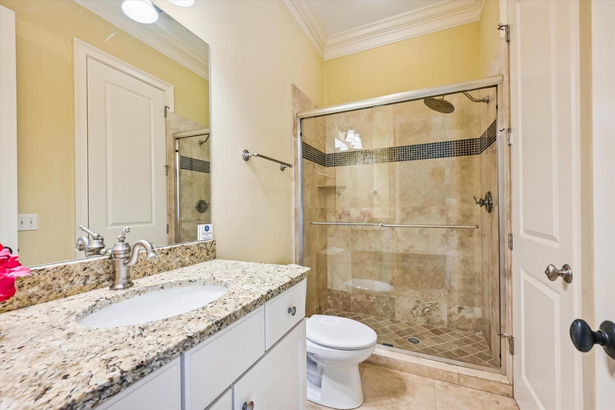 18 Dollar Road- Oceanfront, Large Private Pool, Hot Tub Free Activities Included *
