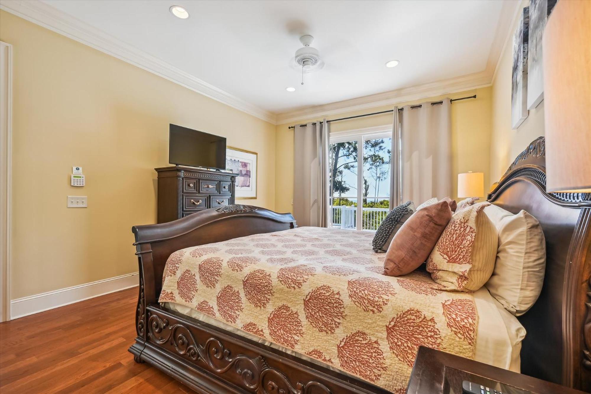 18 Dollar Road- Oceanfront, Large Private Pool, Hot Tub Free Activities Included * Hilton Head Island