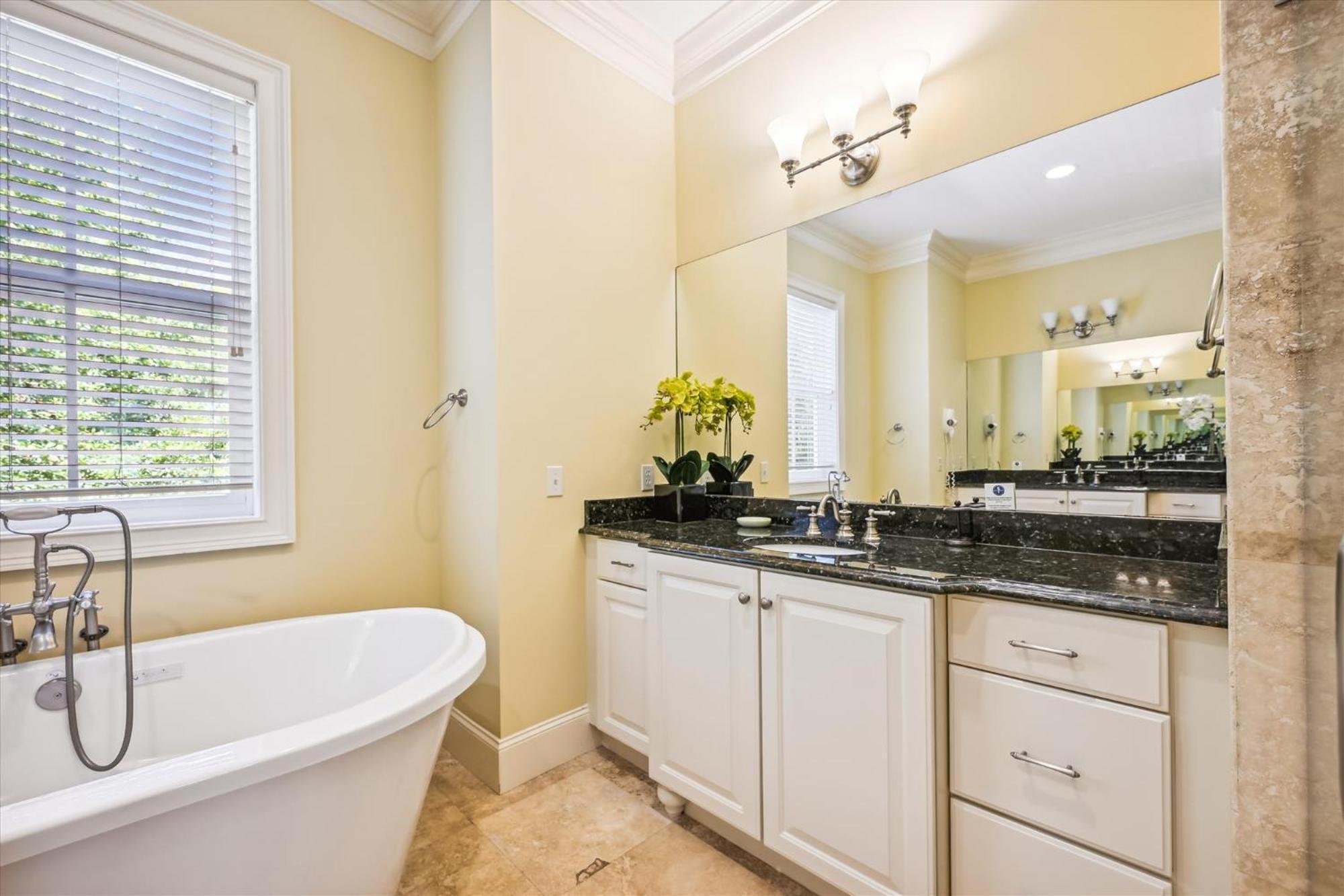 18 Dollar Road- Oceanfront, Large Private Pool, Hot Tub Free Activities Included Hilton Head Island