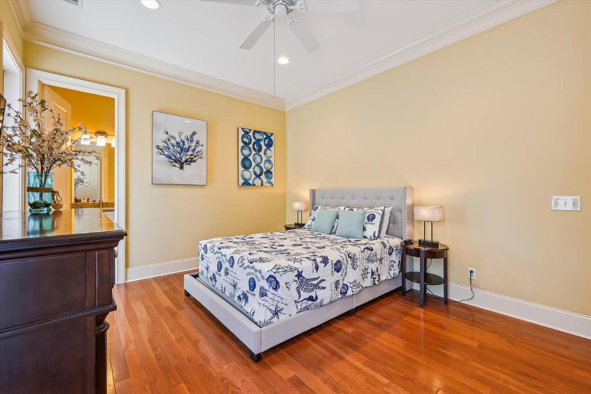 18 Dollar Road- Oceanfront, Large Private Pool, Hot Tub Free Activities Included Holiday home Hilton Head Island