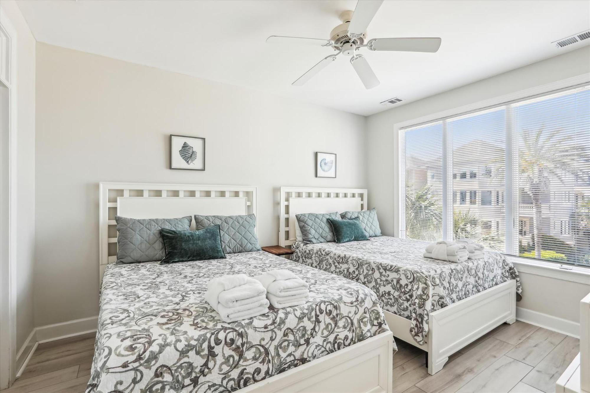12 Collier Road- Oceanfront, Pool, Great For Large Groups, Free Activities Included