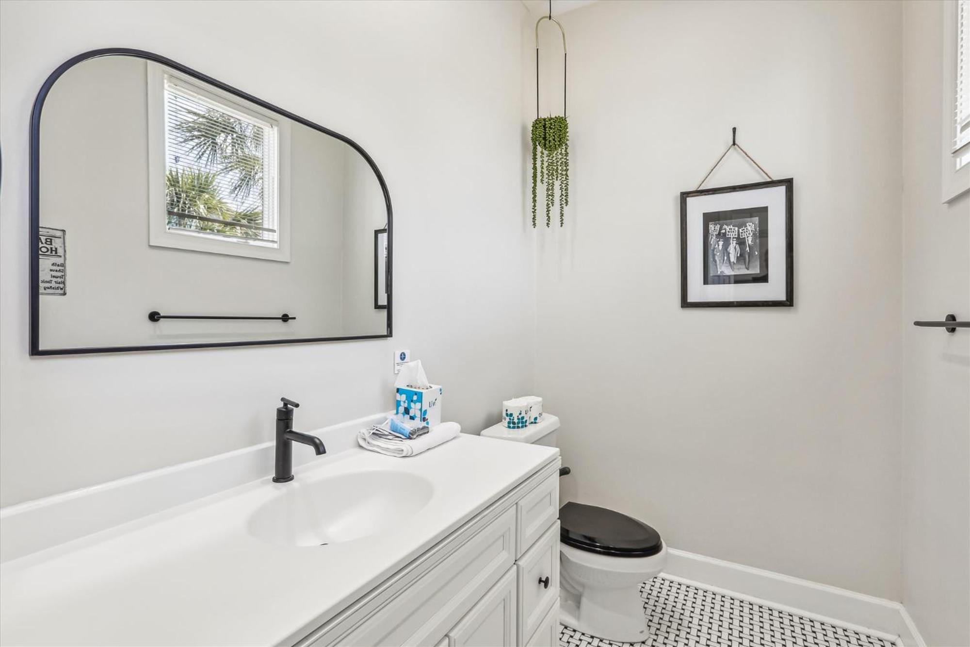 12 Collier Road- Oceanfront, Pool, Great For Large Groups, Free Activities Included Holiday home