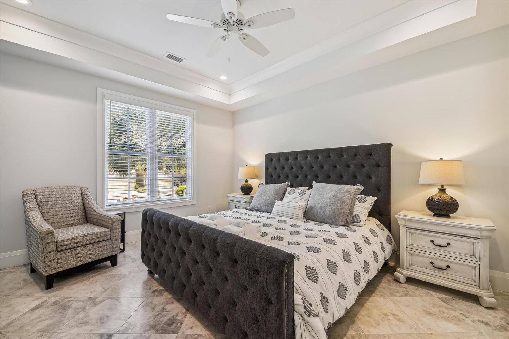 10 Collier Beach- Oceanfront, Private Access, Heatable Pool, Free Activities Included * Hilton Head Island