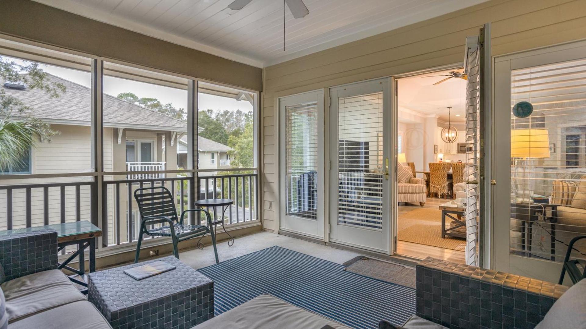 Coastal, Luxury, Walk To *