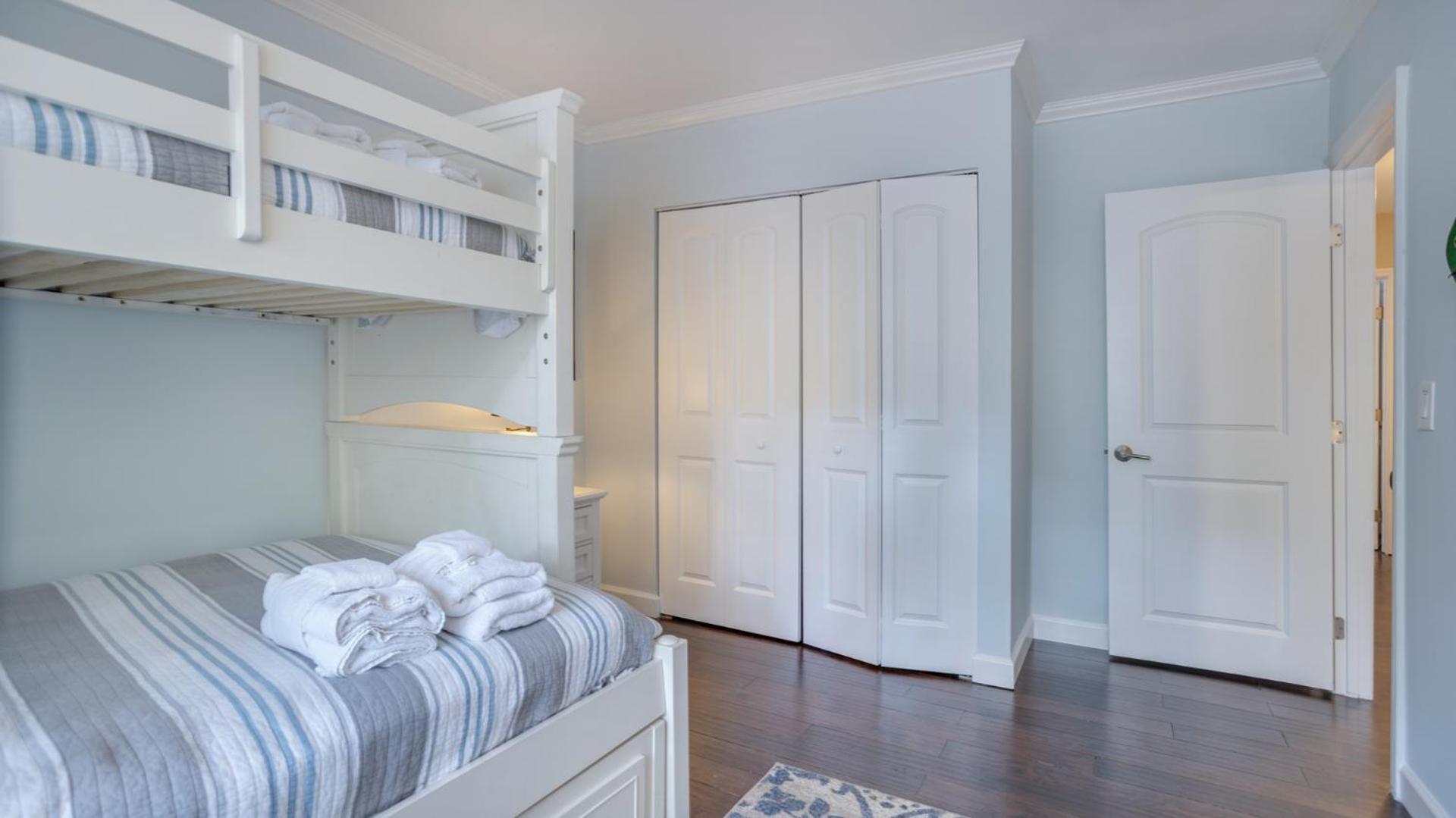Pet Friendly, Coastal, Getaway *