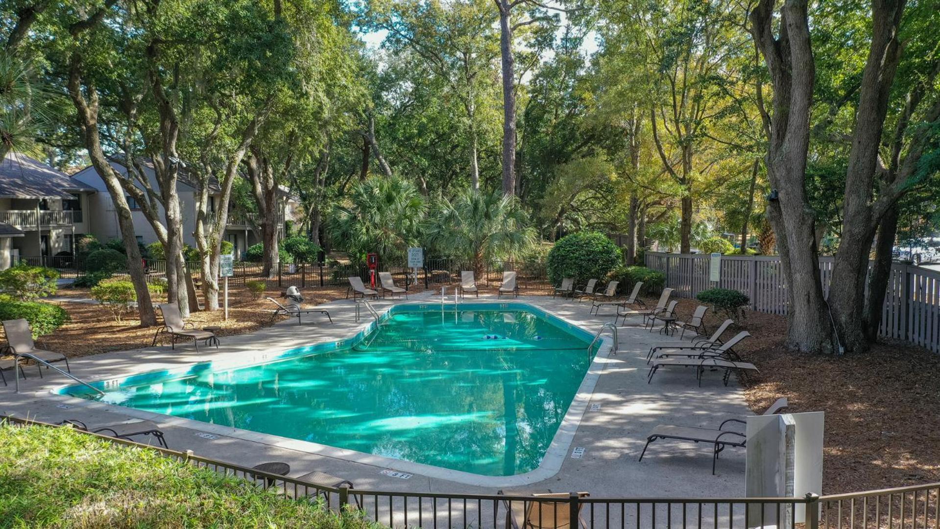 Pet Friendly, Coastal, Getaway Hilton Head Island