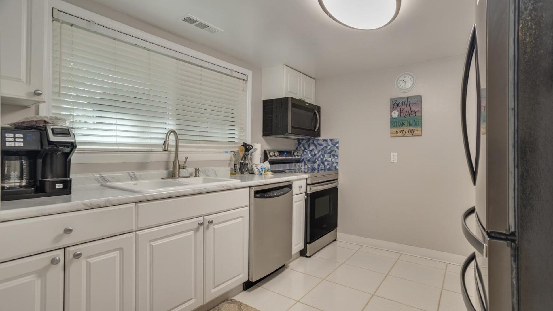 Pet Friendly, Private Deck, Coastal Hilton Head Island