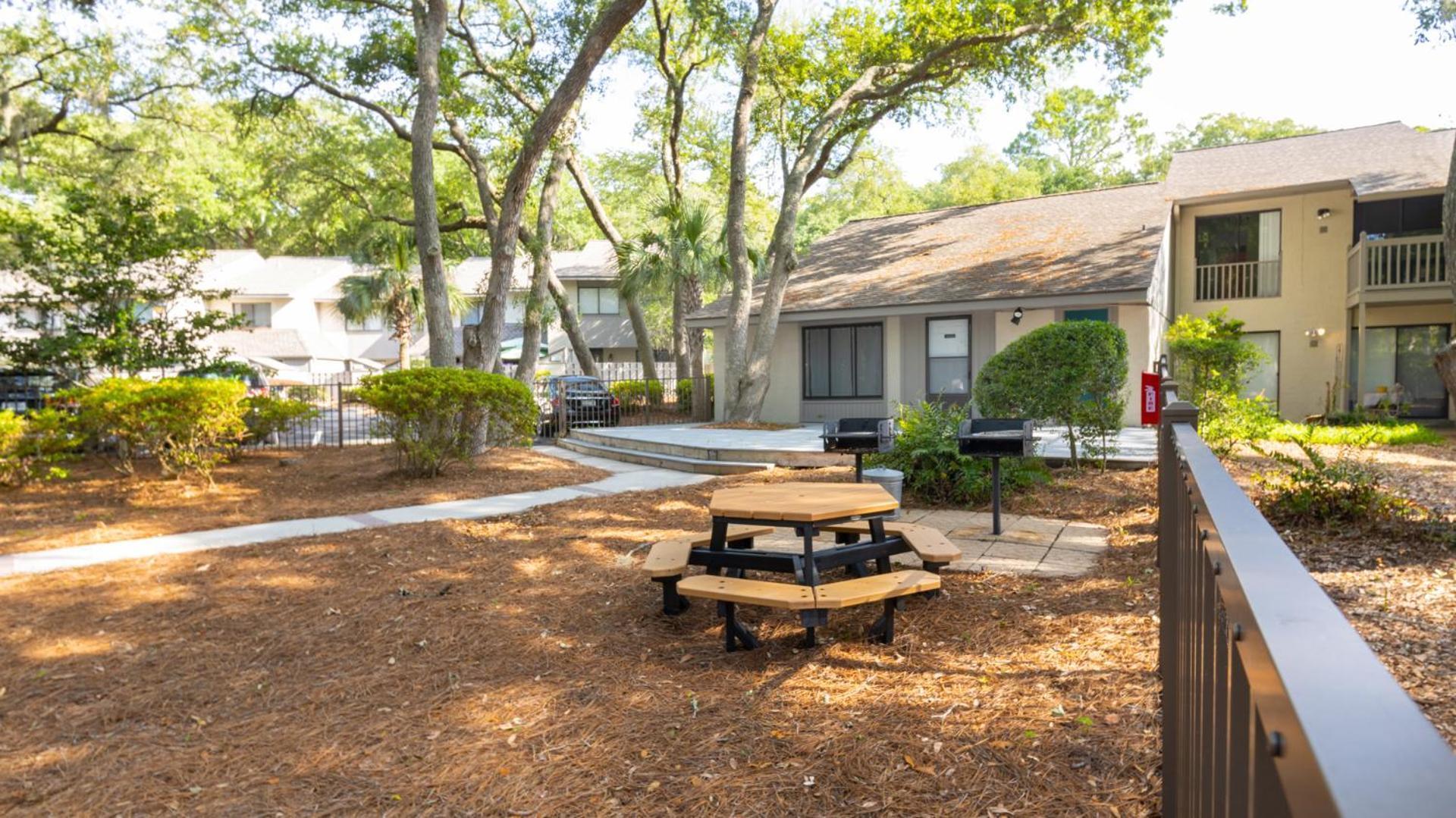 Pet Friendly, Coastal, Getaway Hilton Head Island