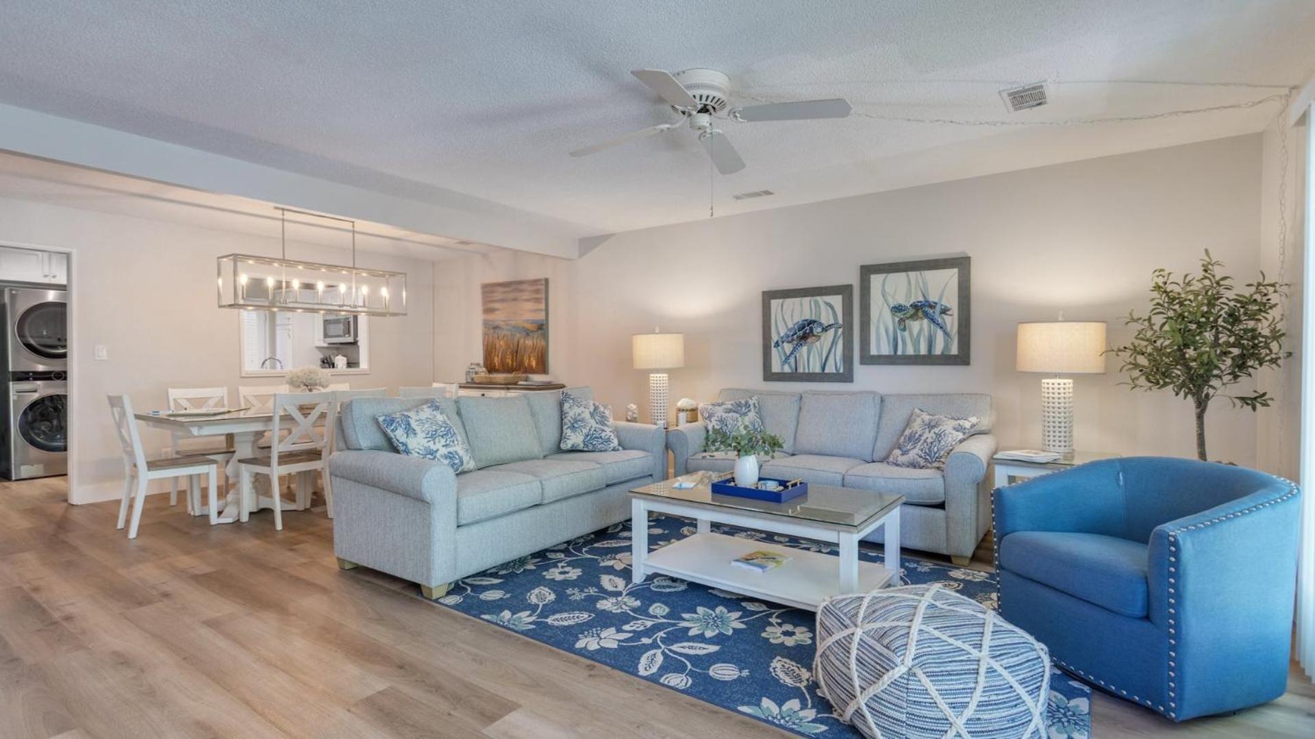 Private Patio, Pool, Coastal Getaway Villa *