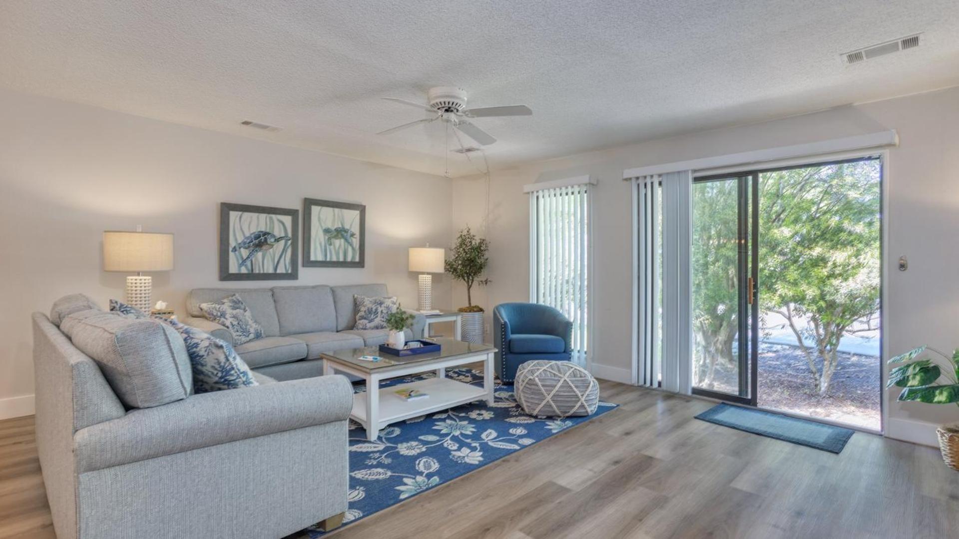 Private Patio, Pool, Coastal Getaway * Hilton Head Island