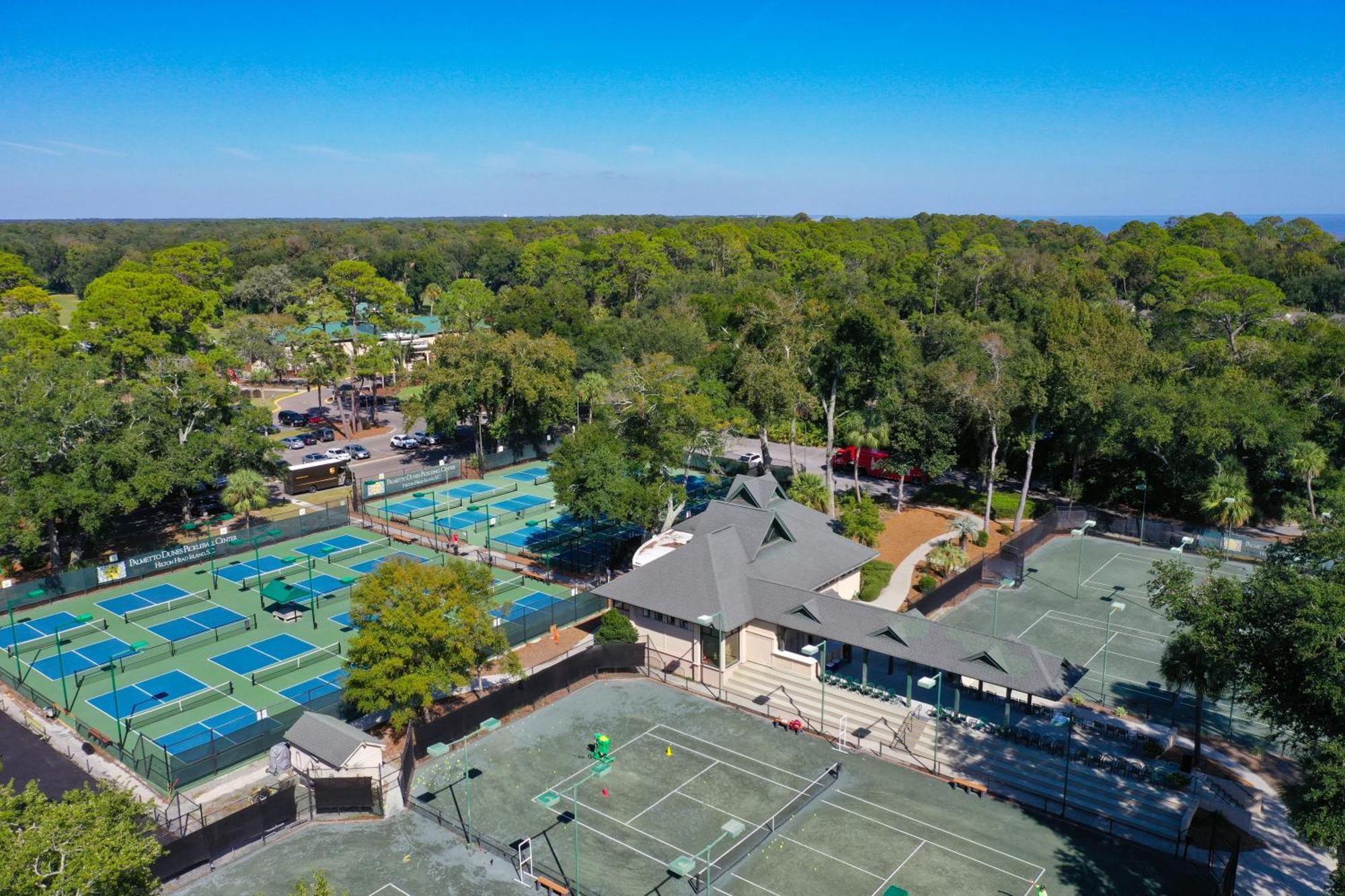 Complex Pool, Beach, Palmetto Dunes *