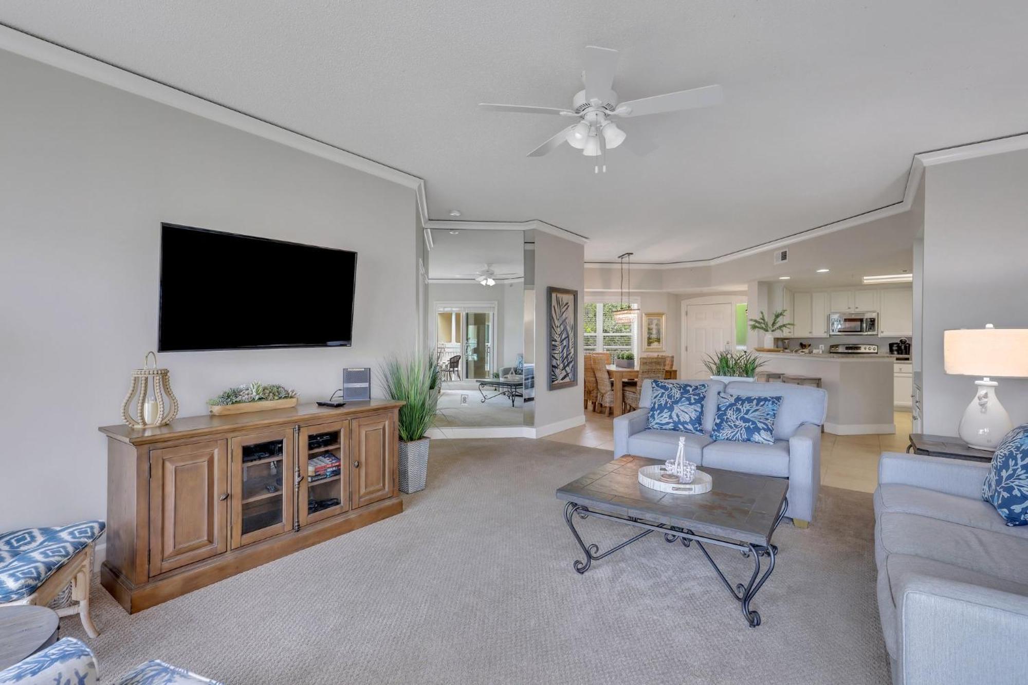 Oceanfront, Large Suites, Free Bikes Hilton Head Island