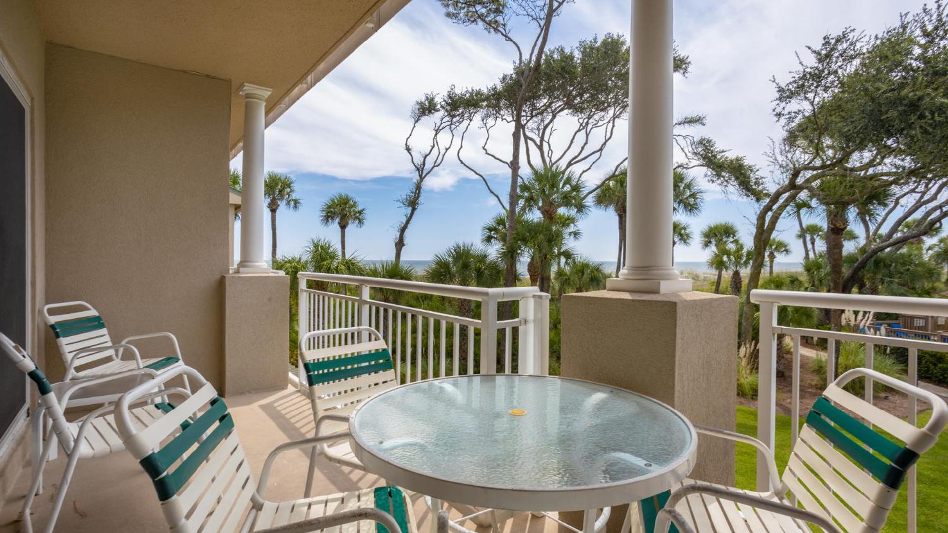 Complex Pool, Getaway, Oceanfront * Hilton Head Island