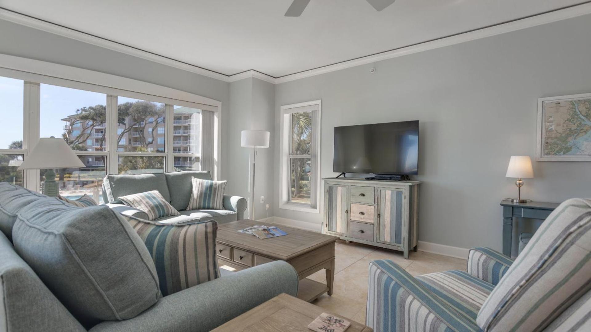 Complex Pool, Getaway, Oceanfront Villa Hilton Head Island