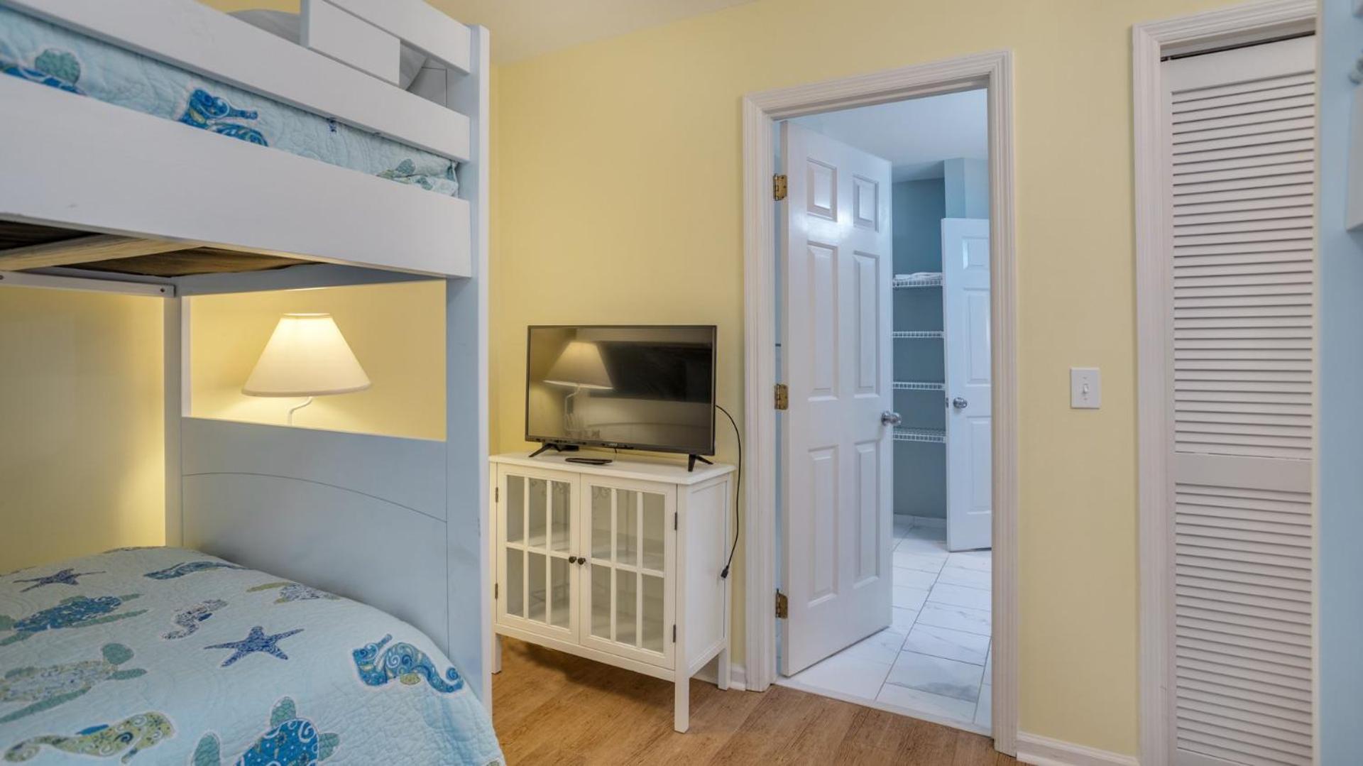 Villa Golf, Family Getaway, Shipyard