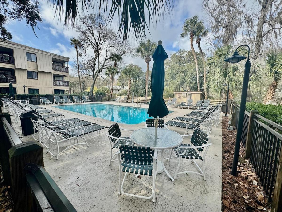 Walk To The - 2 Bed Close To It * Hilton Head Island